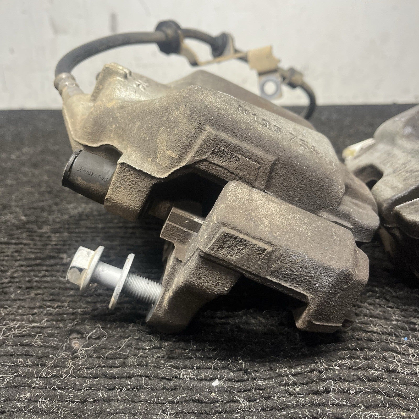 ☑️ 07-13 BMW E90 E92 E93 328i Front Left Right Brake Caliper Pair OEM