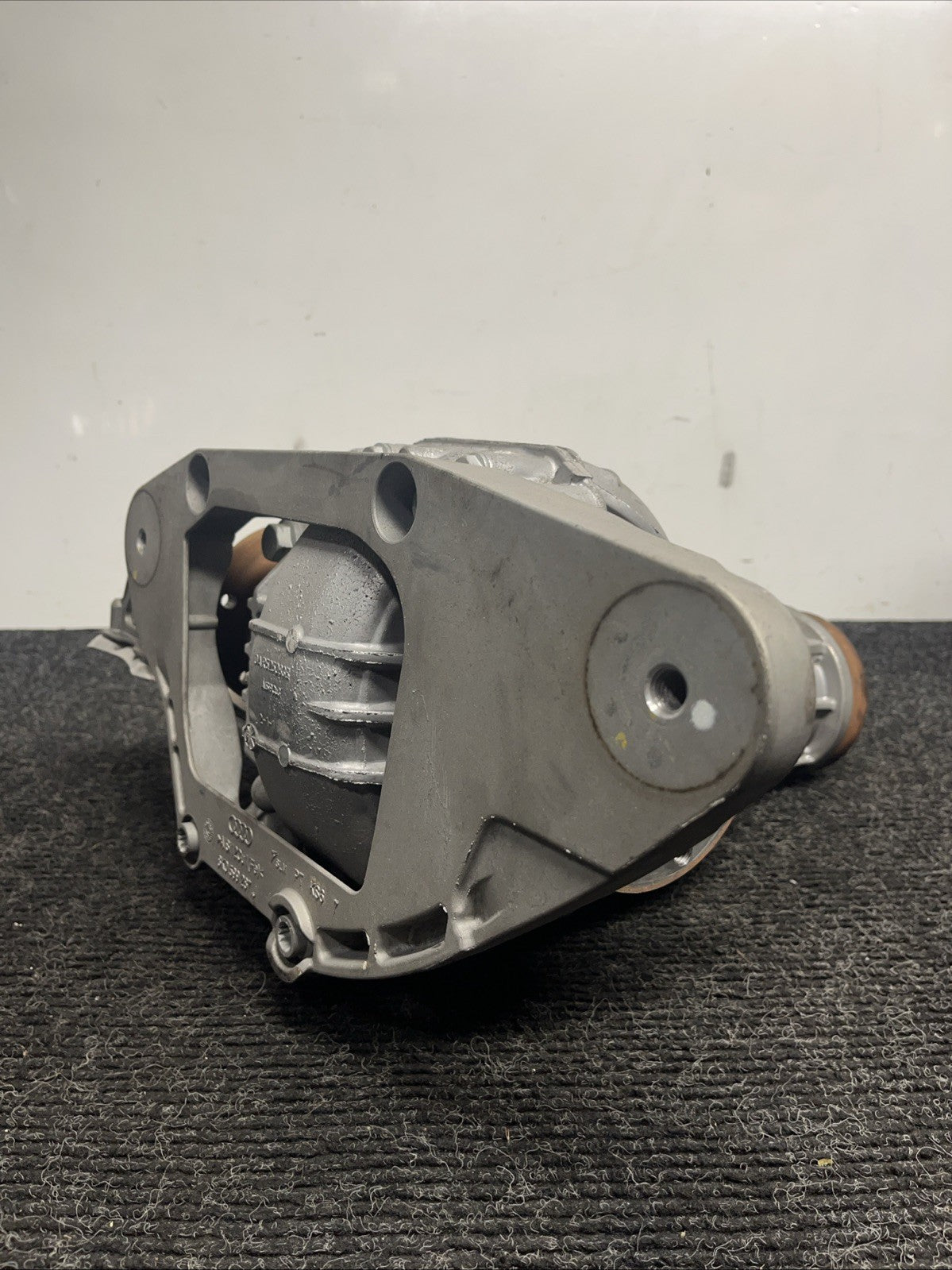 ☑️ 2012 - 2017  AUDI A6 A7 QUATTRO REAR AXLE DIFFERENTIAL CARRIER OEM