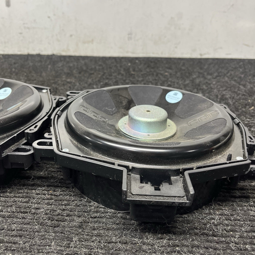 ☑️ 2011-2014 BMW X3 X5 Floor Speaker Subwoofer Pair 65139218695 OEM