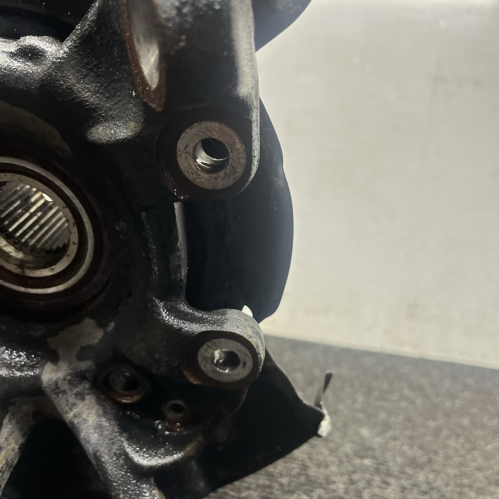 ☑️ 07-13 BMW E82 E88 E90 E92 E93 Rear Driver Hub Spindle Bearing Knuckle OEM