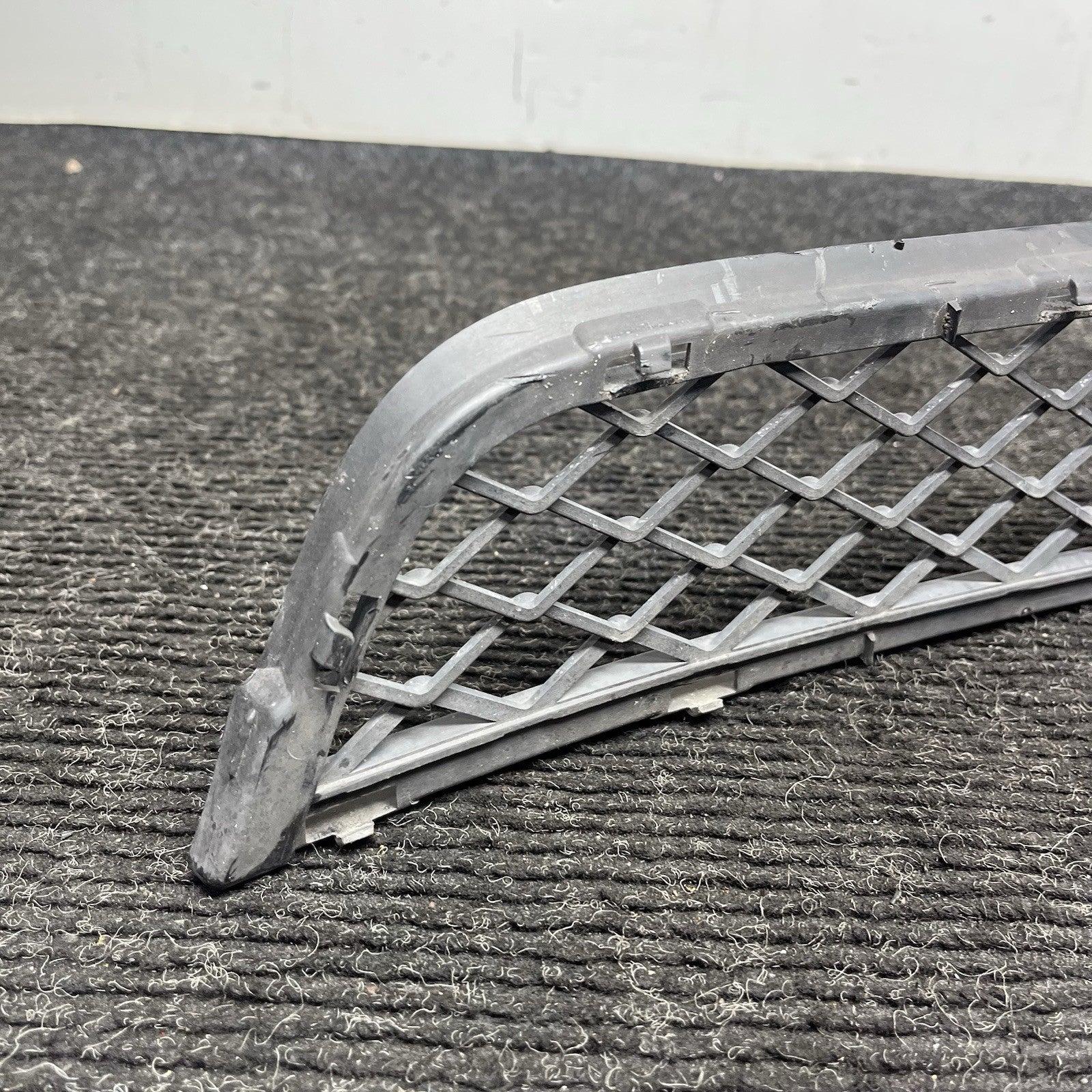 ☑️ 2011-2014 BMW F25 X3 xDrive35i Front Center Lower Bumper Grille OEM