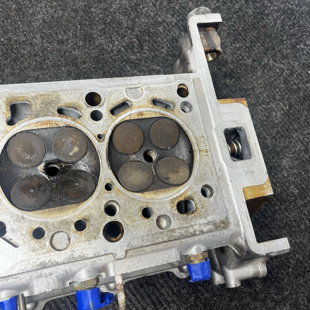 ☑️ BMW M42 Engine Cylinder Head 1721464