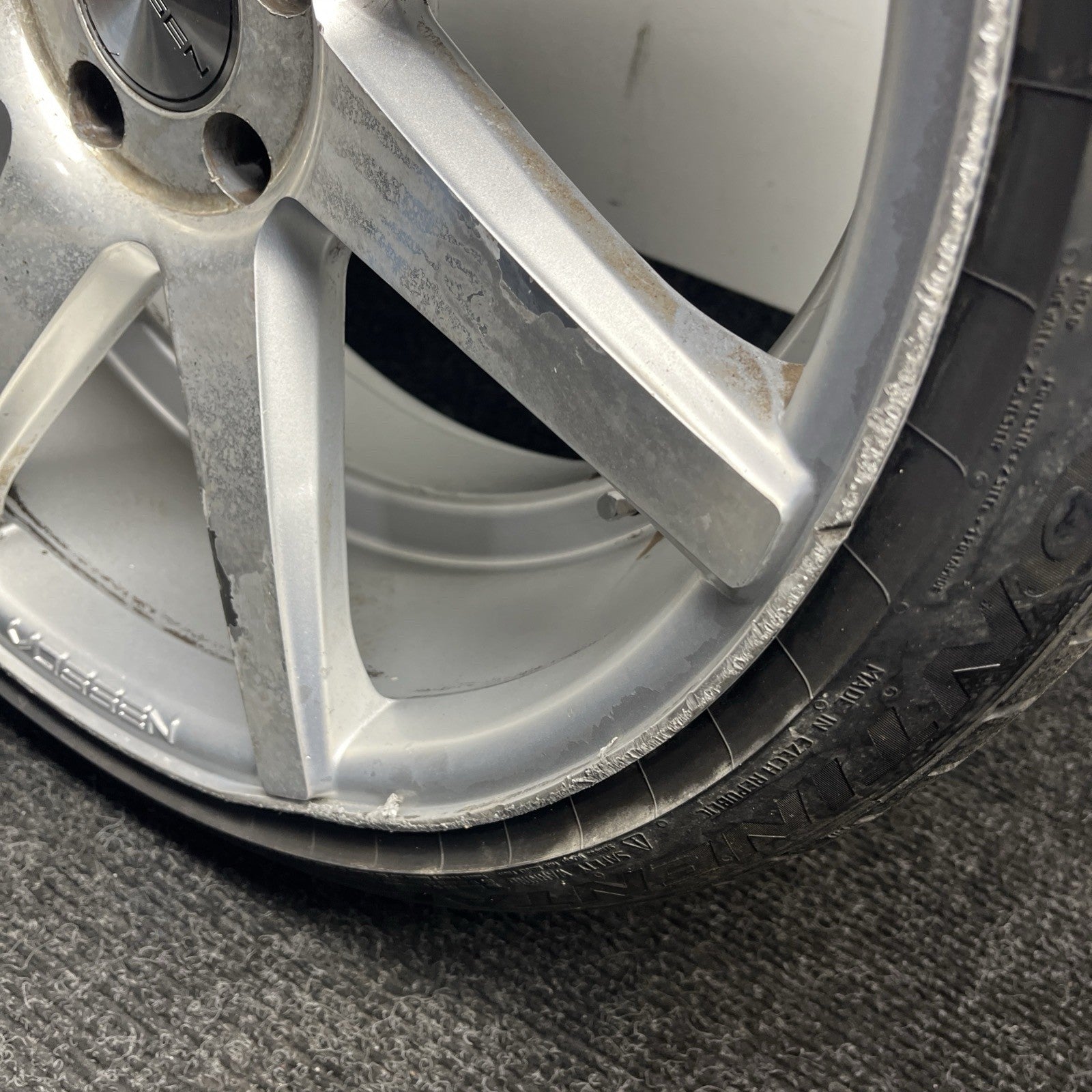 ☑️ ONE Vossen CV3 Silver Wheel W/TIRE & Cap 20x10.5 et30 5x112
