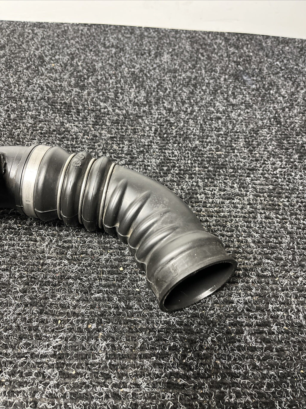 ☑️ 07-13 OEM BMW E90 E92 E93 Charge Pipe Diver Valves Induction Pipe Tract N54
