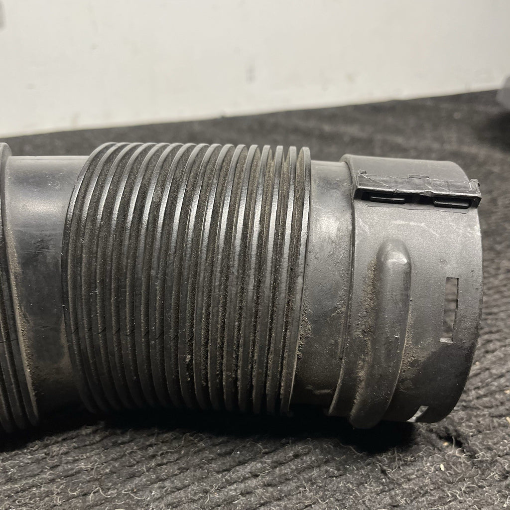 ☑️ 2011-2013 BMW X5 35IX E70 - AIR Intake DUCT / TUBE 7571344