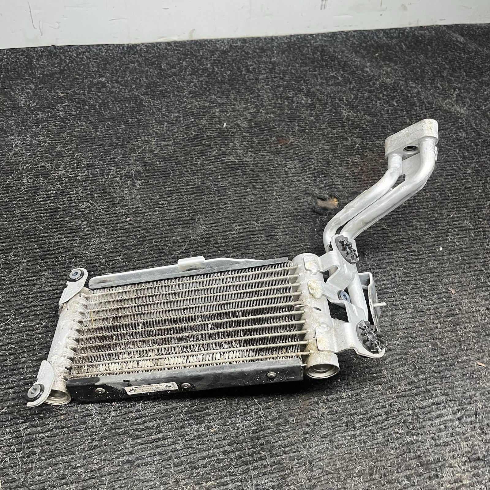 ☑️08-13 OEM BMW E88 E82 135 Convertible Coupe Engine N54 N55 Oil Cooler Radiator