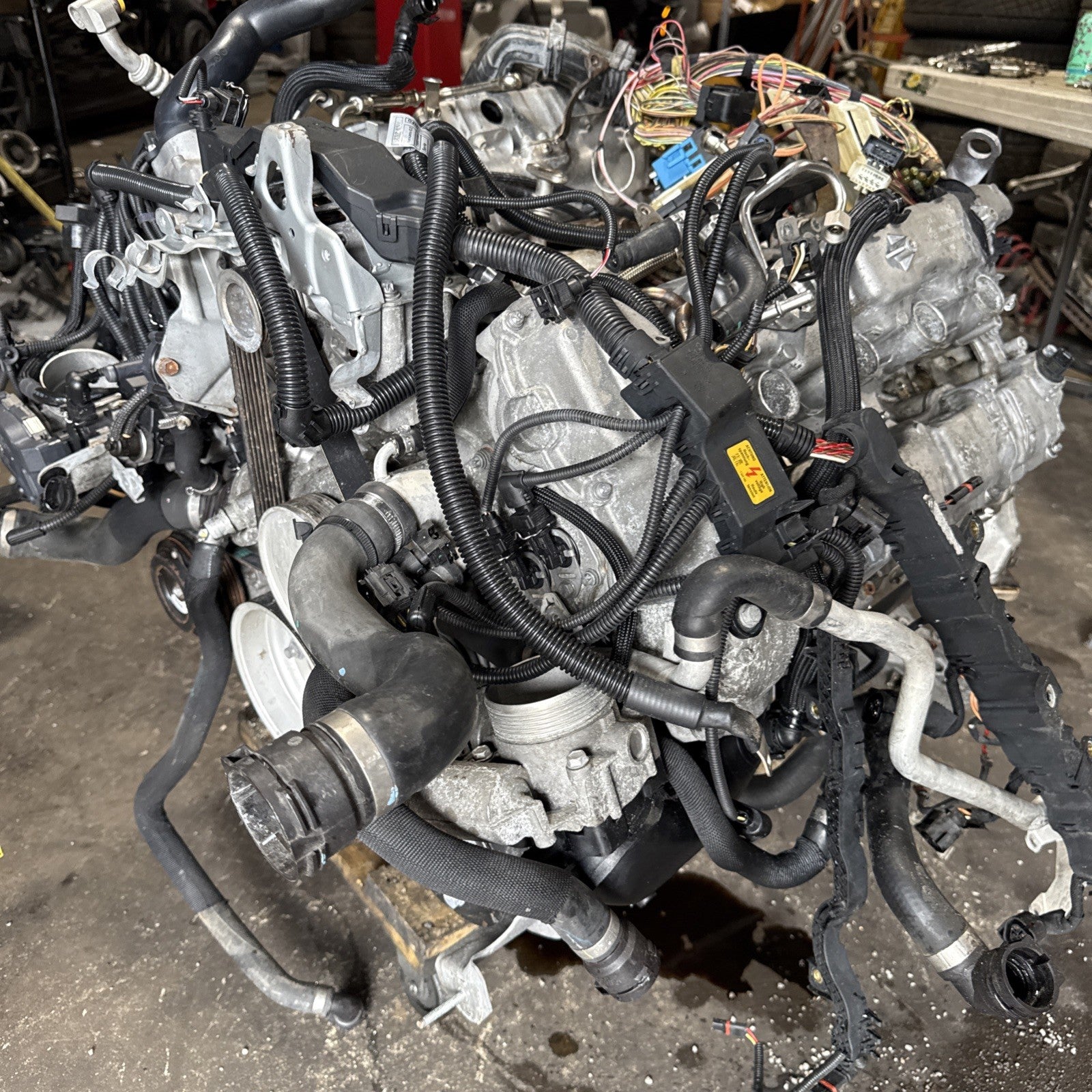 10-14 OEM BMW E70 E71 X5M X6M S63 4.4L Engine Motor Long Block LOW COMPRESSION*