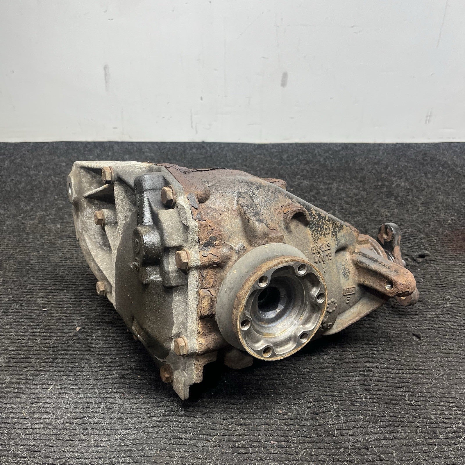 ☑️ 06-13 OEM BMW E90 E92 328 AWD N52 AT Rear Differential Axle Carrier 3.91