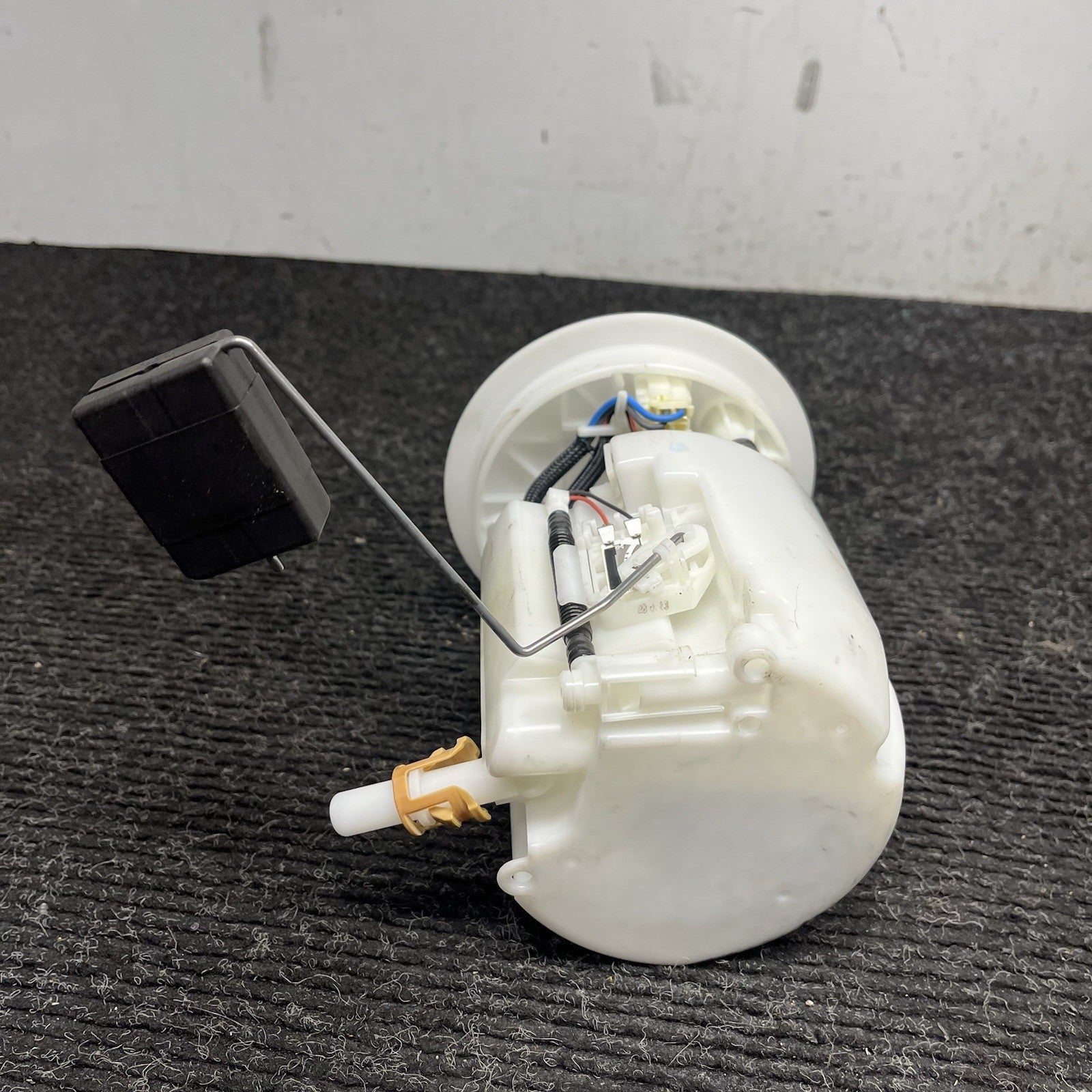 ☑️ 22-25 TOYOTA GR86 2.4L GAS TANK FUEL PUMP SENDING UNIT 42021CC000 OEM