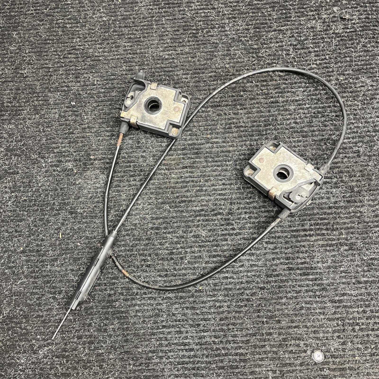 ☑️ 01-06 BMW E46 M3 HOOD LATCHES ACTUATORS OEM KIT SET RELEASE CABLES
