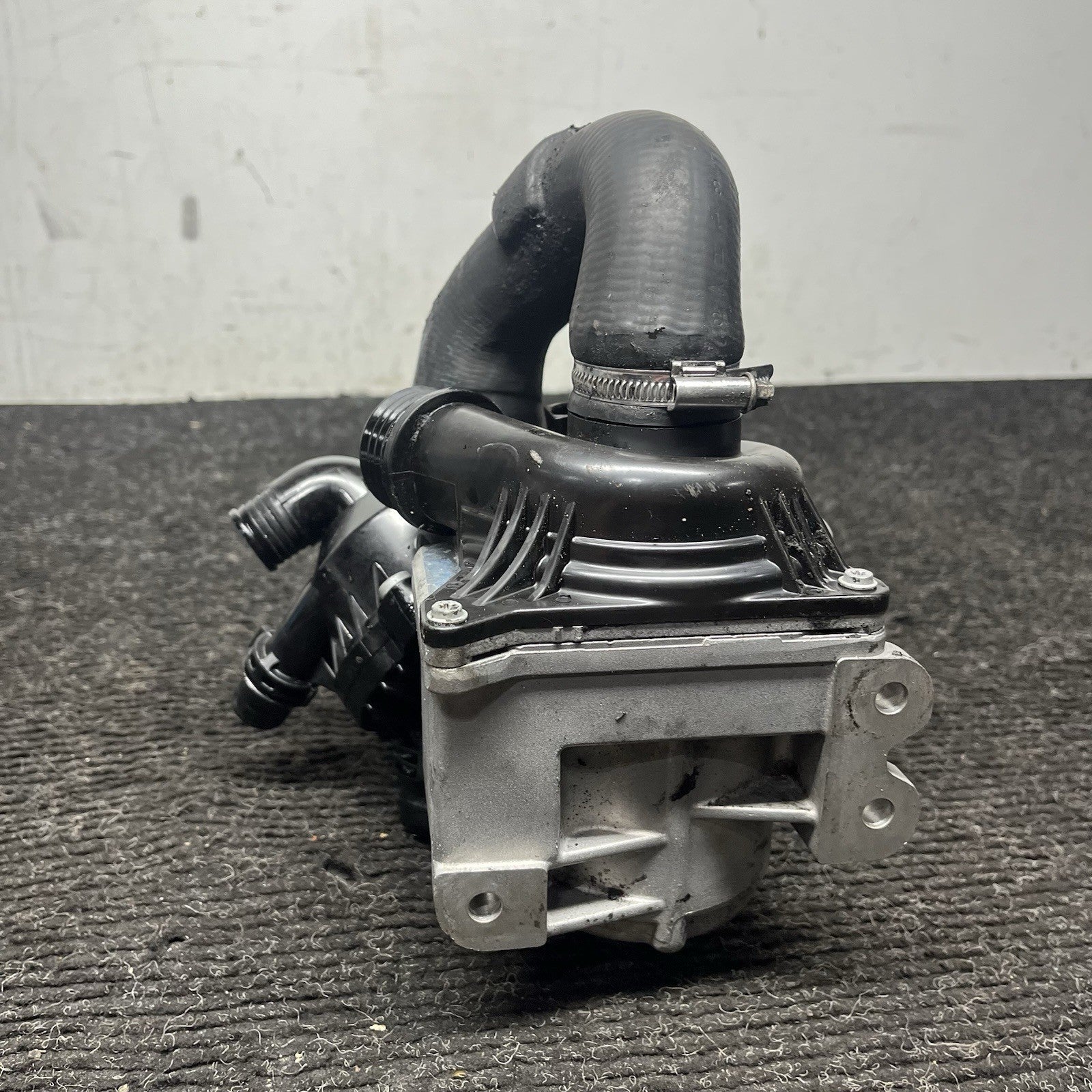 ☑️ OEM BMW E82 E90 E92 F10 F13 N54 N55 Electric Metal Water Pump W/ Thermostat