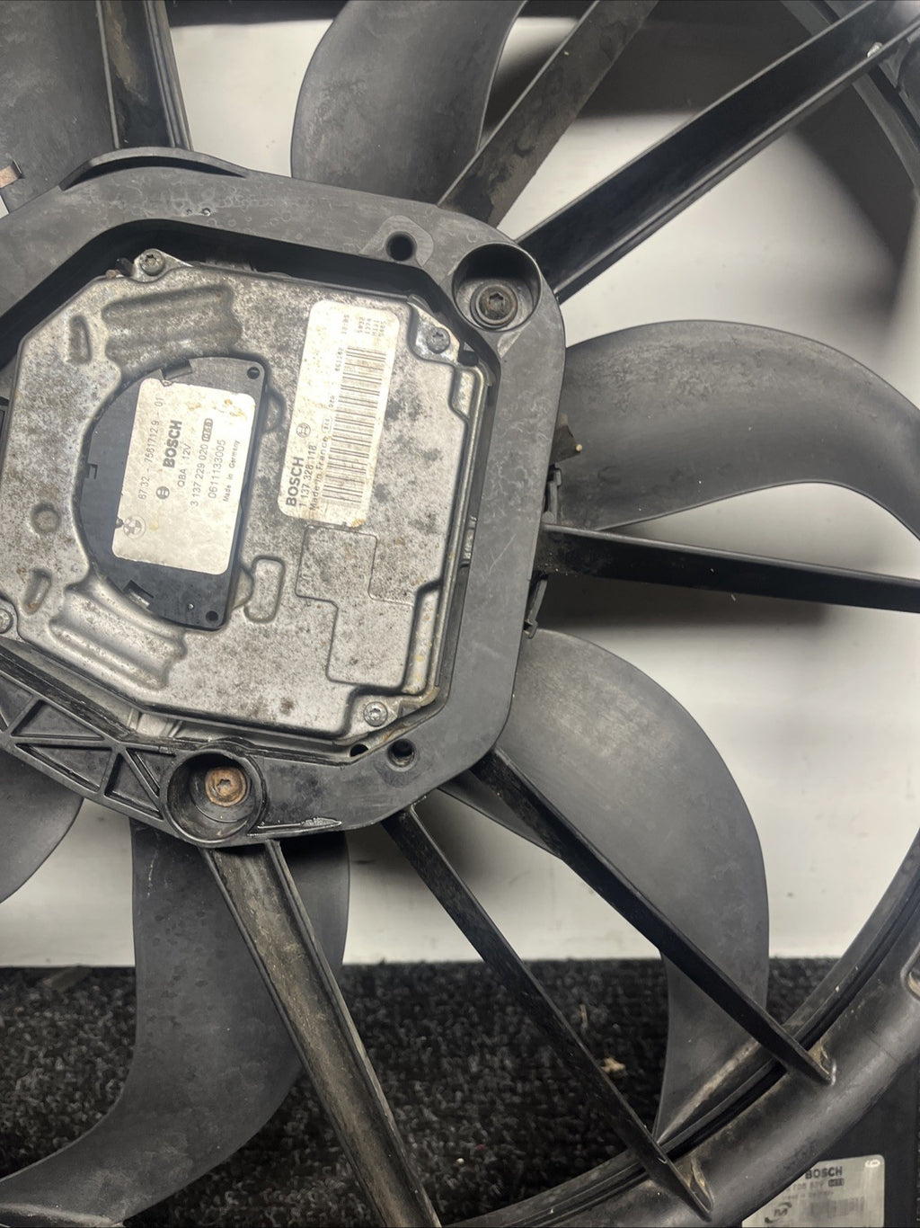 ☑️ 07-13 OEM BMW E88 E90 E92 N54 N55 Engine Radiator Cooling Auxiliary Fan 600W