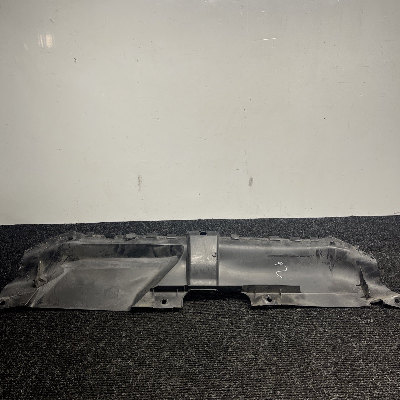 ☑️ 2007-2015 AUDI Q7 ENGINE COMPARTMENT RADIATOR TOP TRIM COVER SIGHT SHIELD OEM
