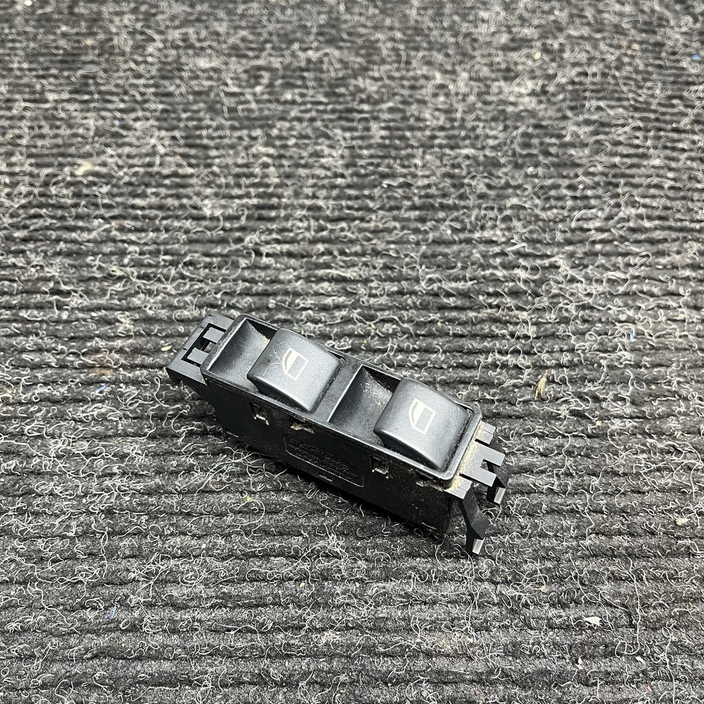 ☑️ BMW E46 330 325 323 PASSENGER WINDOW CONTROL SWITCH 6902178