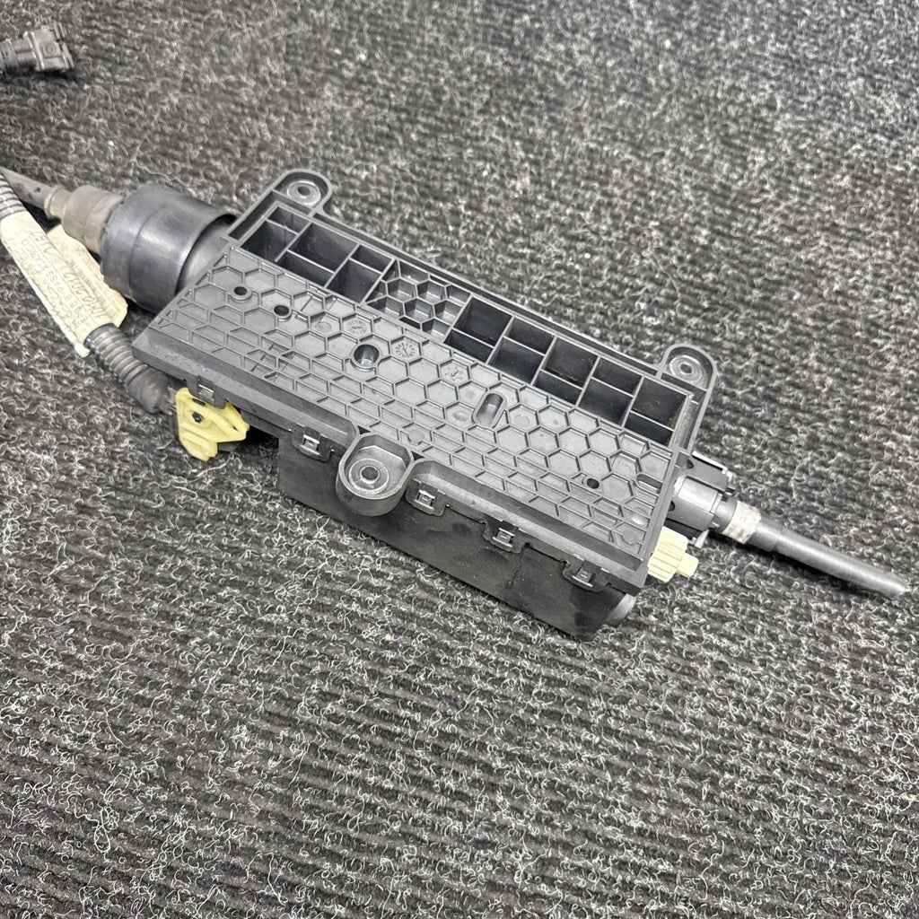 ☑️ 14-17 Maserati Quattro Ghibli Electric Parking E Brake Actuator Module Oem