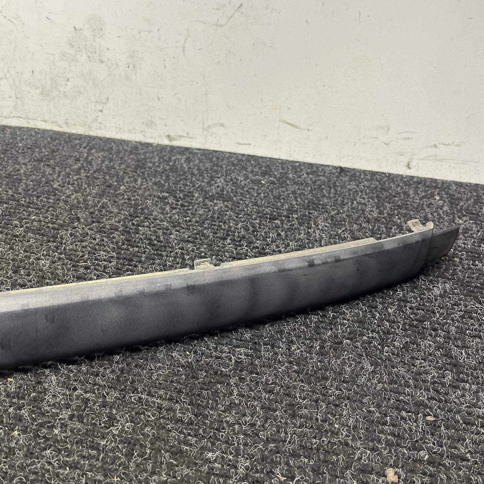 ☑️ 2002 BMW 325I E46 SEDAN REAR BUMPER TRIM MOLDING LEFT RIGHT CENTER 7030603