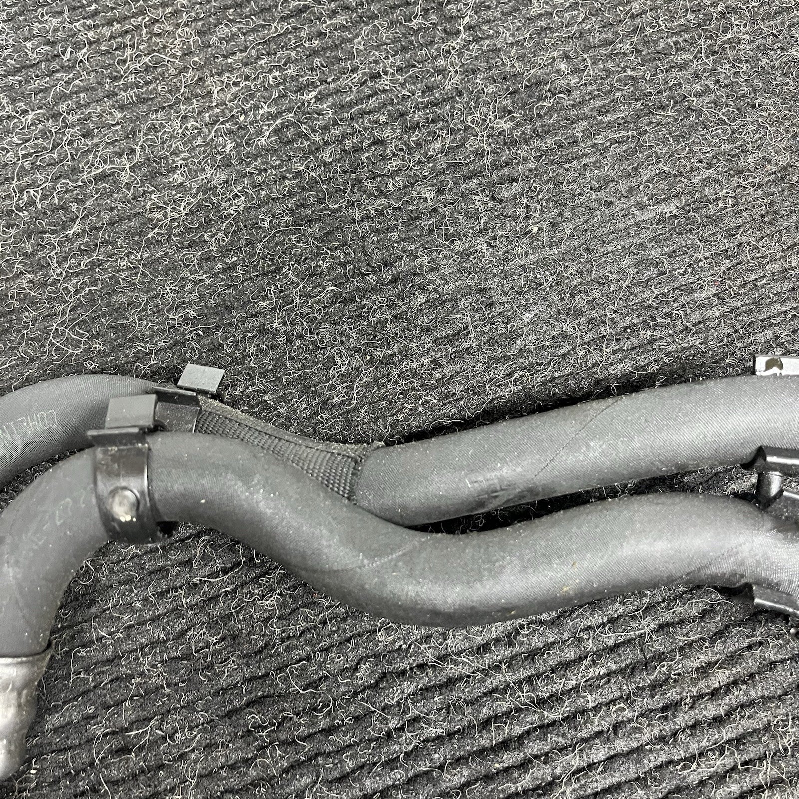 ☑️ 07-11 BMW E82 E88 E90 E92 135I 335I ENGINE OIL COOLER COOLING LINES HOSE PAIR