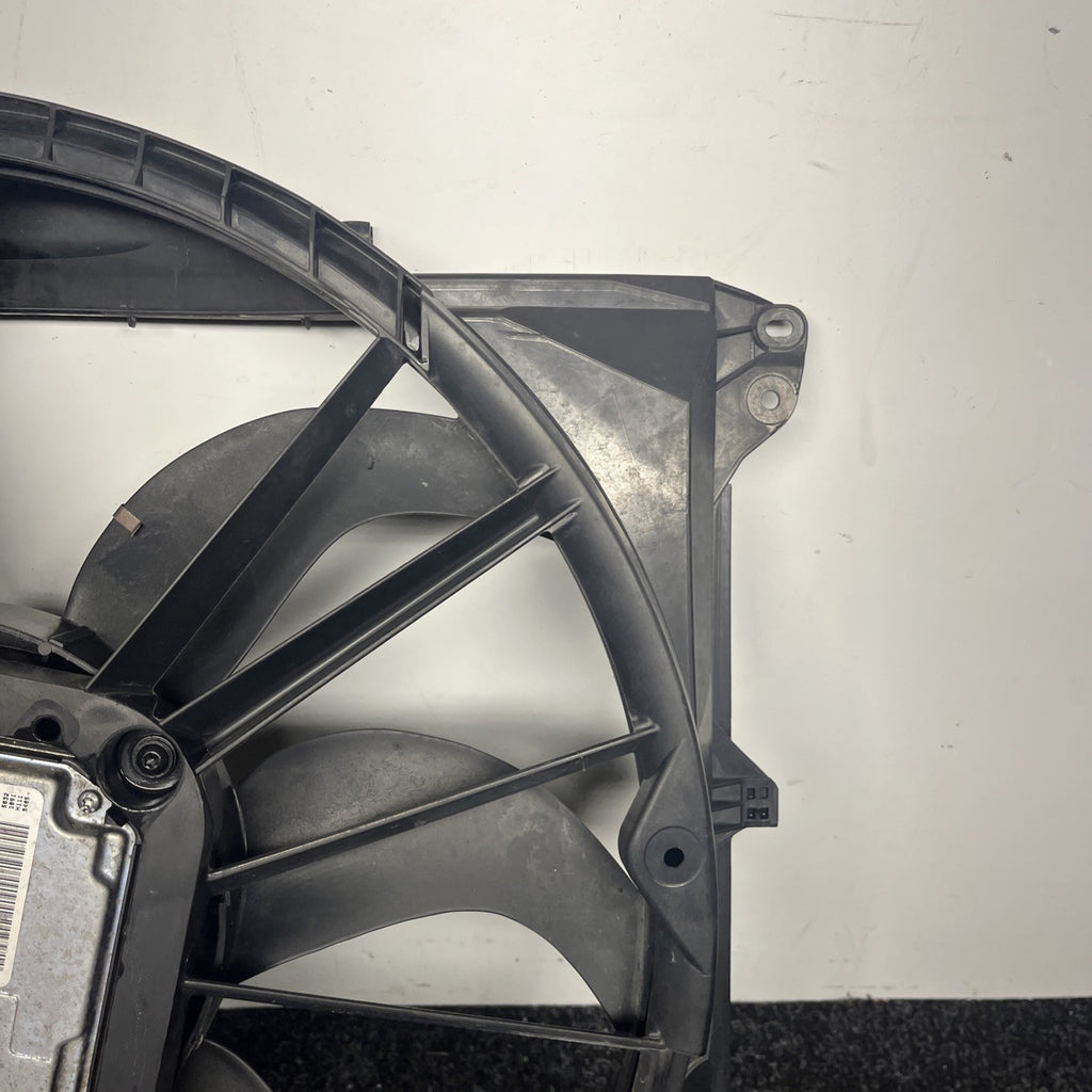 ☑️ 07-13 OEM BMW E88 E90 E92 N54 N55 Engine Radiator Cooling Auxiliary Fan 600W
