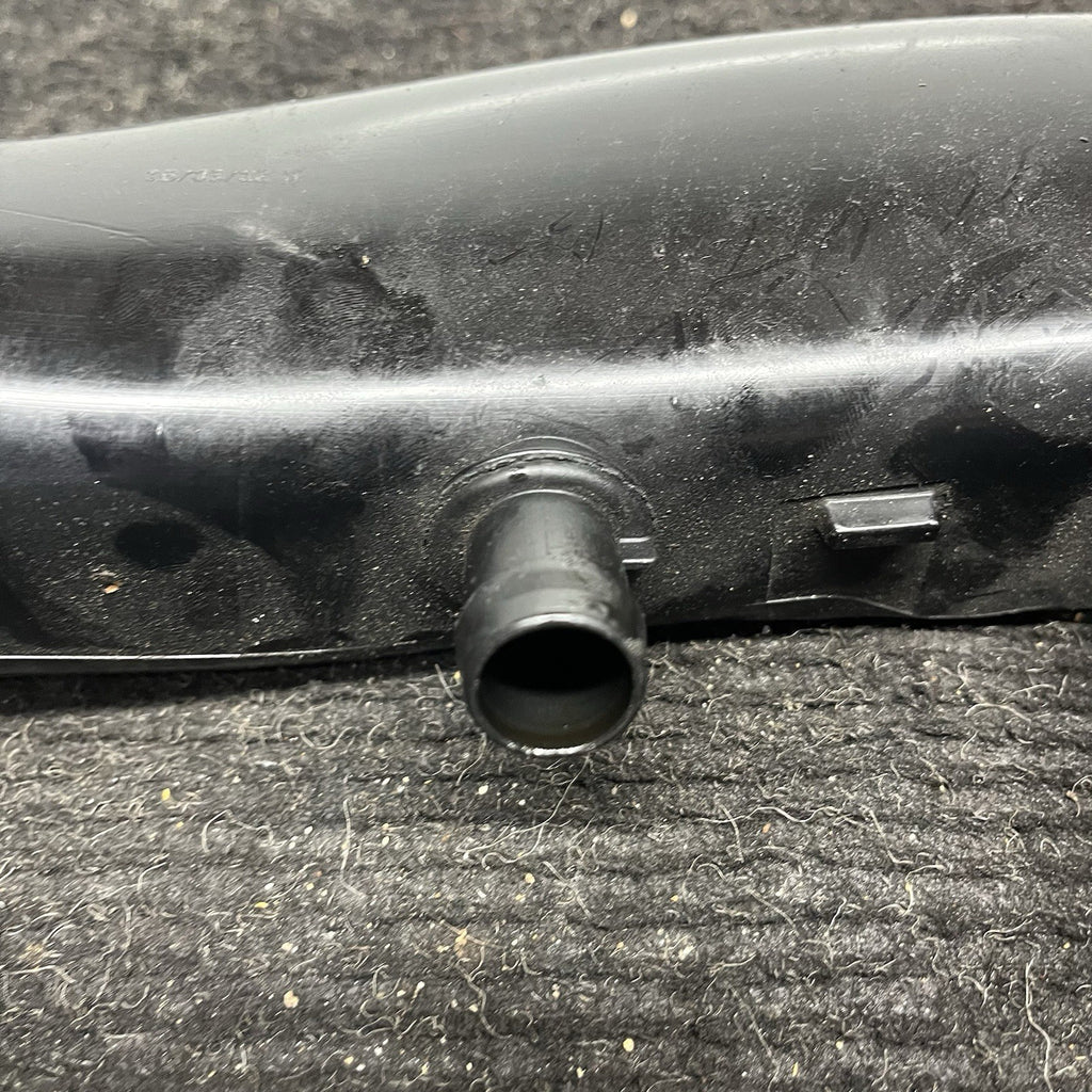 ☑️ BMW F15 X5 X6 35i 3.0L Air Intake Cleaner Duct Tube 7605585 OEM