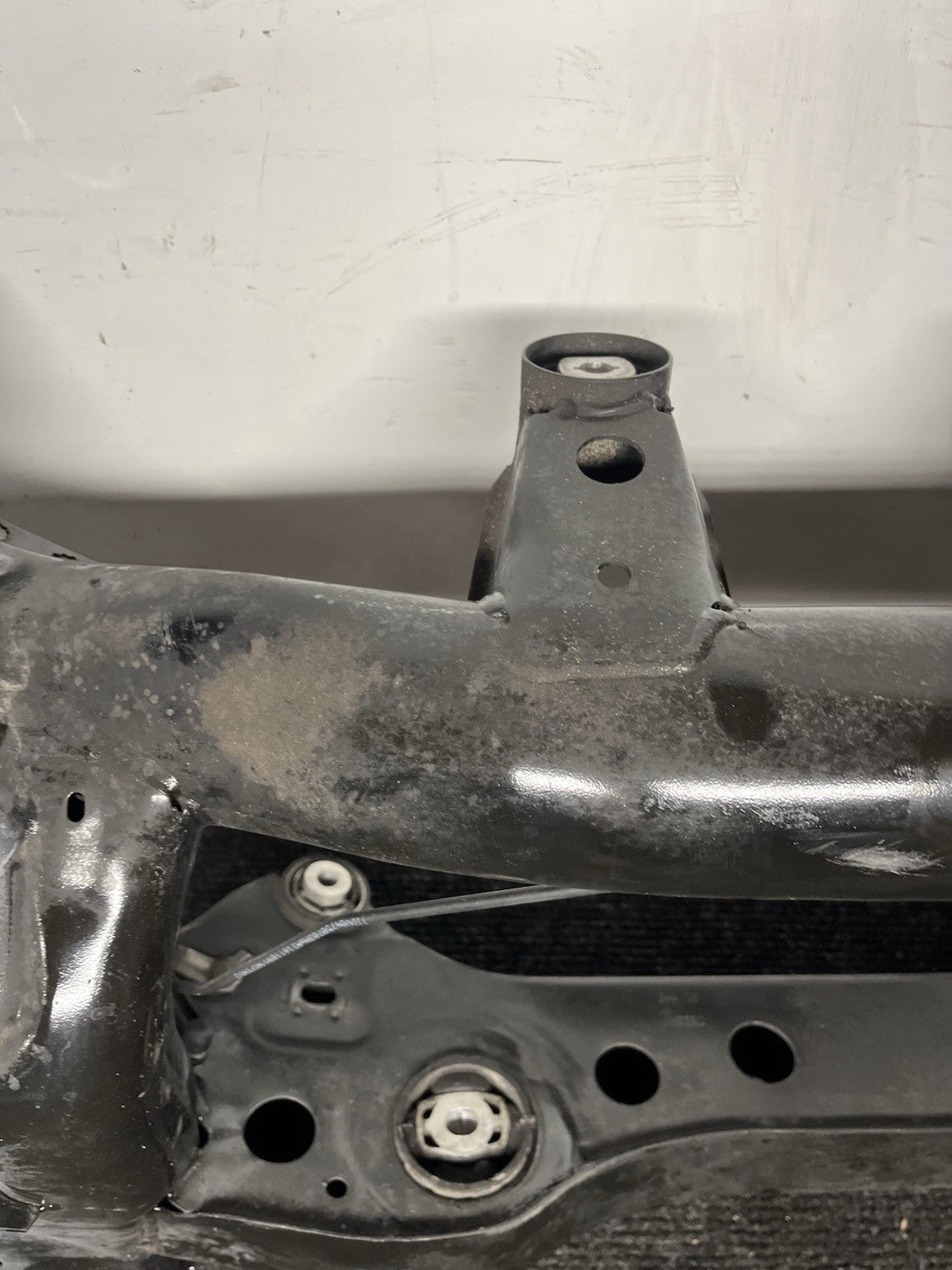 ☑️ 07-13 BMW E90 E92 E93 335I Rear Axle Subframe Crossmember Cradle Carrier OEM