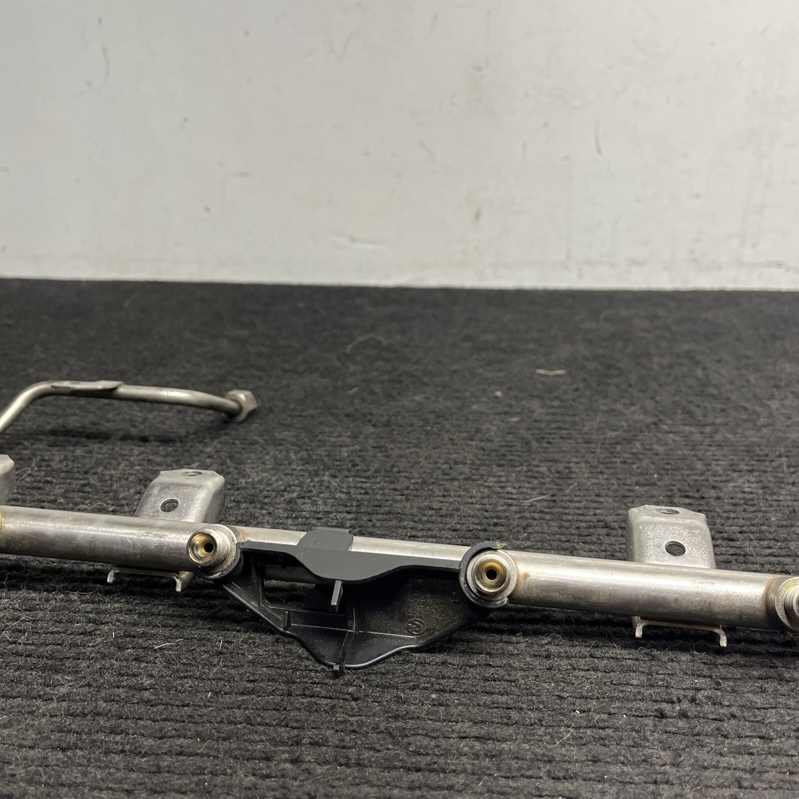 ☑️ 2007-2013 BMW N54 135i 335i 335xi 535i HIGH PRESSURE FUEL INJECTOR RAIL OEM