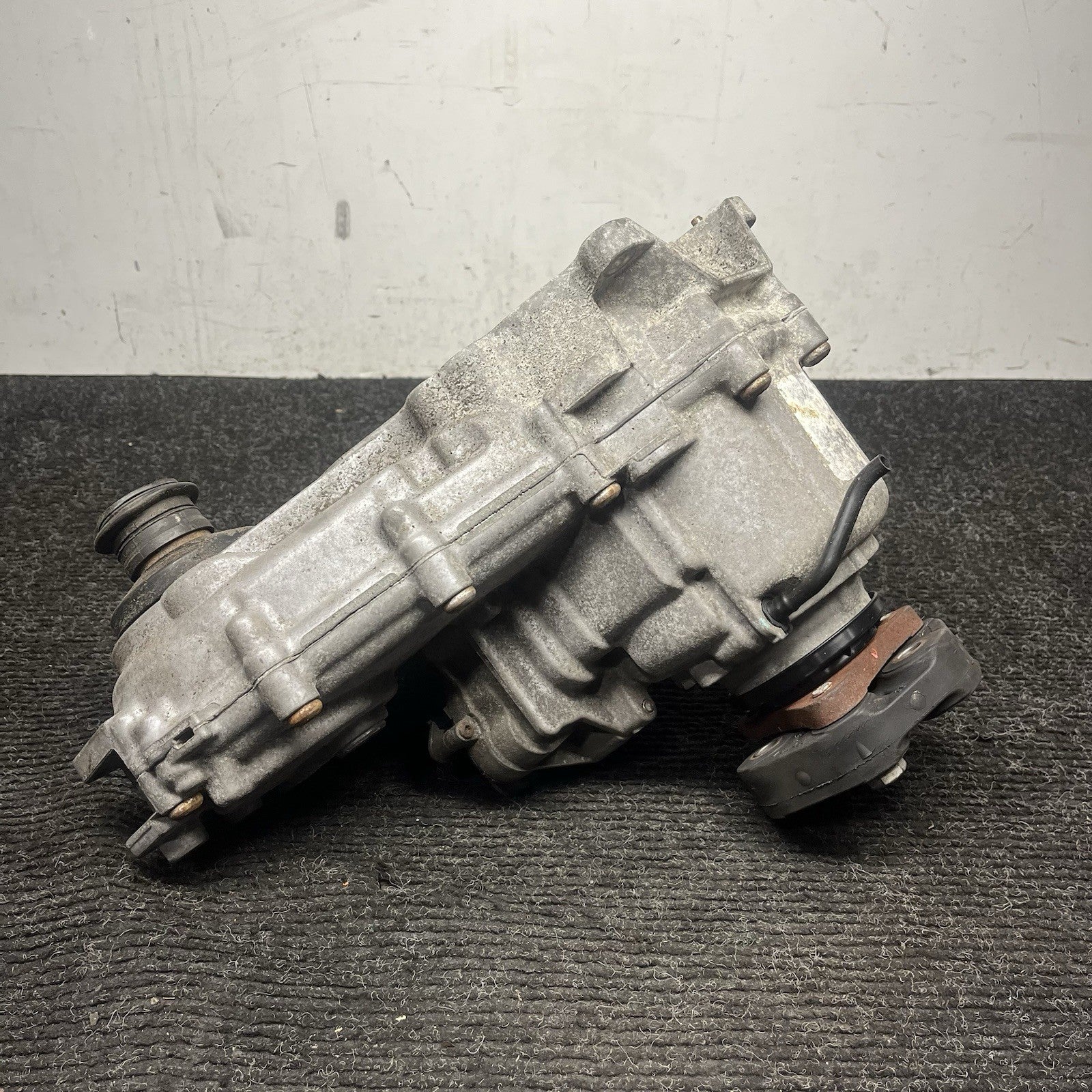 ☑️ 2011-2012 BMW X5 X6 3.0 N55 Transfer Case 27107635753 OEM Used