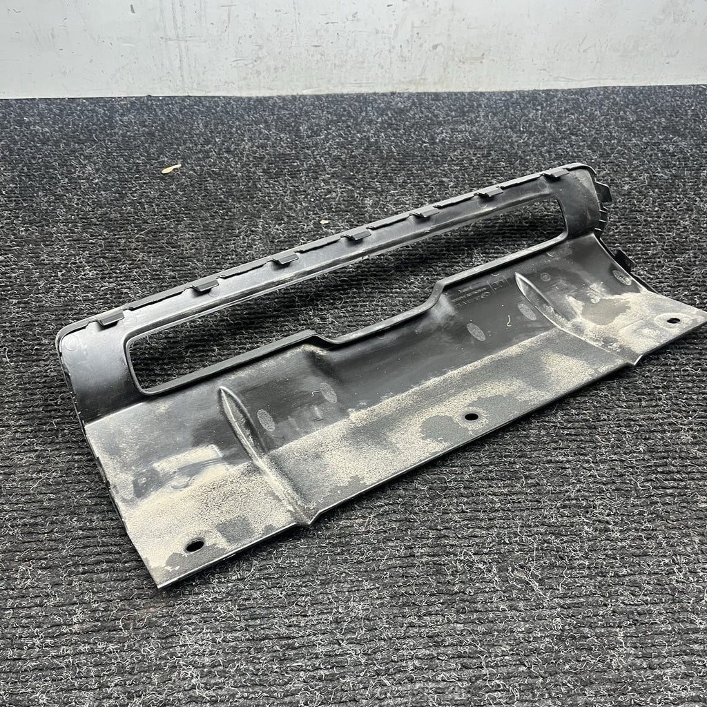 ☑️ 22-25 TOYOTA GR86 REAR BUMPER LOWER CENTER BRAKE LIGHT DIFFUSER TRIM OEM
