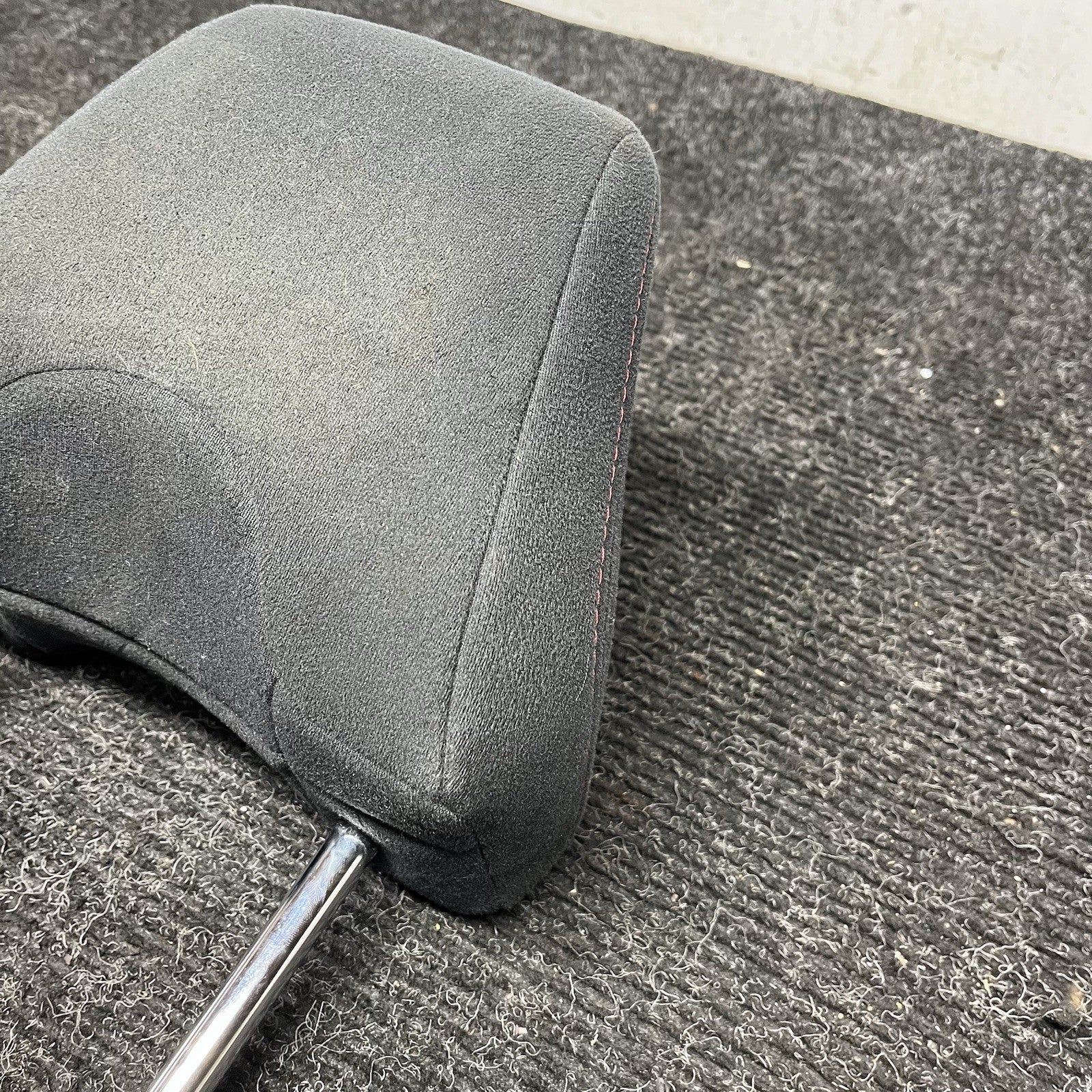 ☑️ 2013-2018 SCION FRS GT86 FRONT SEAT CLOTH RED STITCH HEAD REST