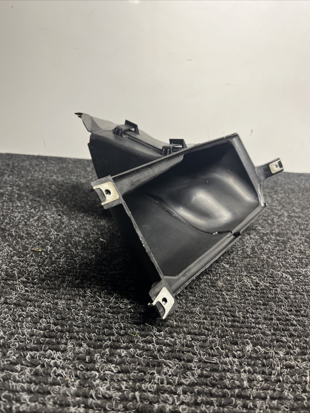 ☑️ 07-13 BMW E92 E93 335i 335xi Coupe Convertible Air Duct Front Right 8045348
