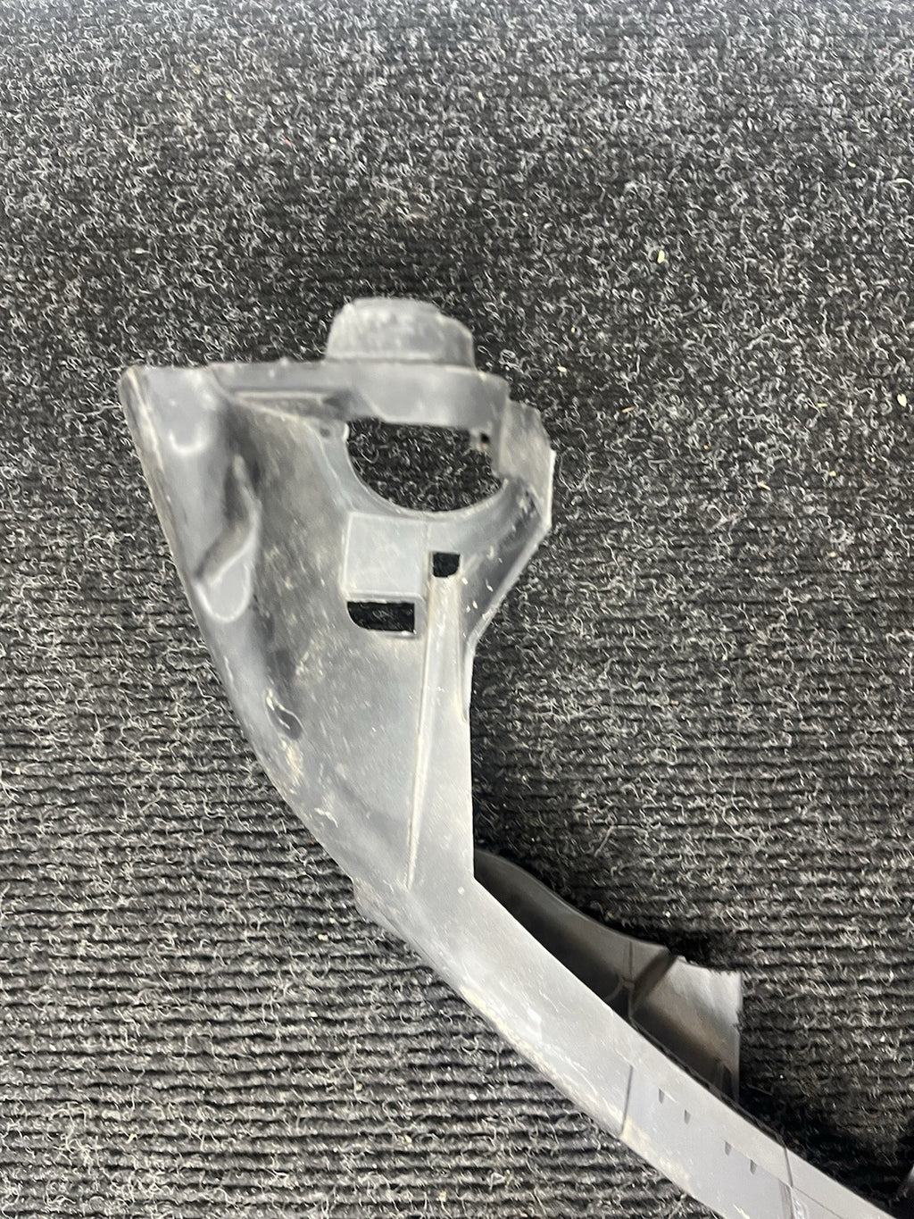☑️08-13 BMW E90 E92 E93 M3 OEM Passenger RightHeadlight Bracket Carrier Mount RH