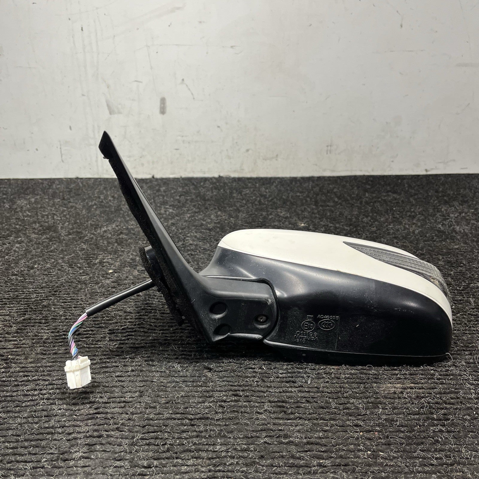 ☑️ 2008-2014 Subaru WRX STI LH Left Driver Door Mirror DGM White OEM