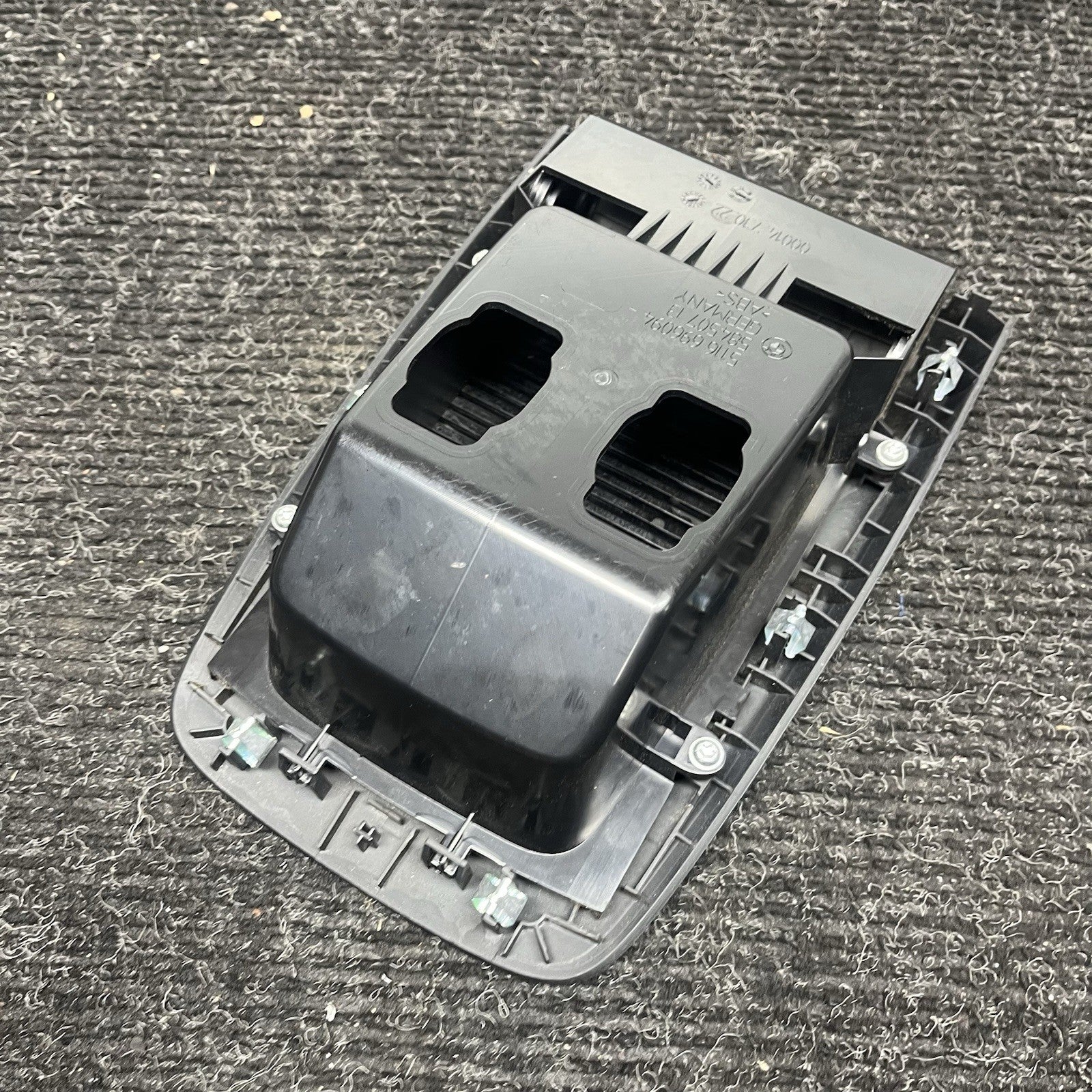 ☑️ 07-13 OEM BMW E92 E93 328 335 M3 Center Console Rear Storage Tray Trim Black