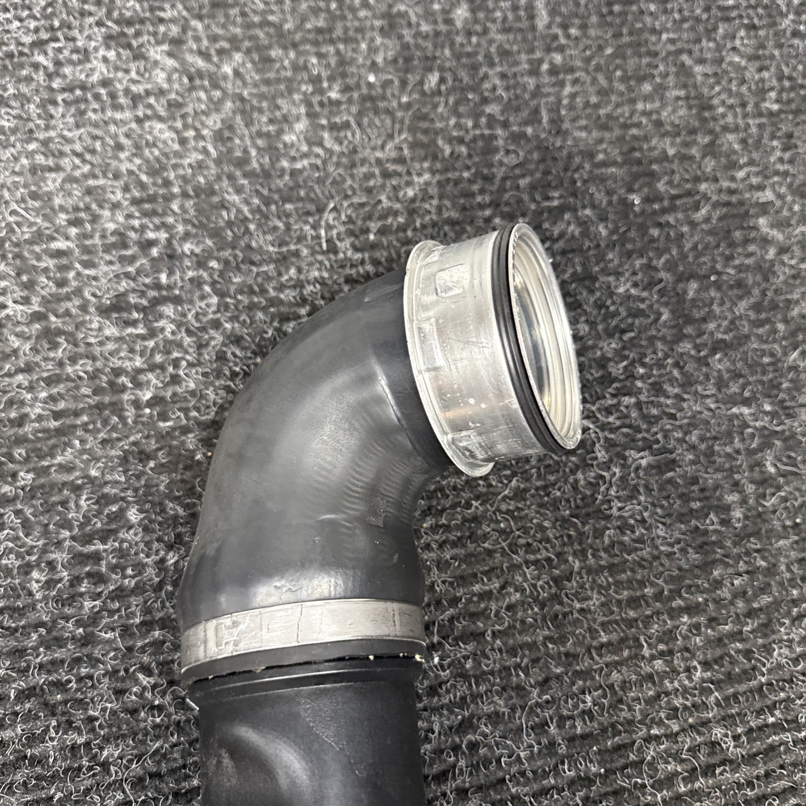 ☑️ 07-13 Bmw E90 135 335 Left Side Intercooler Charge Pipe Intake Pipe Tube Oem