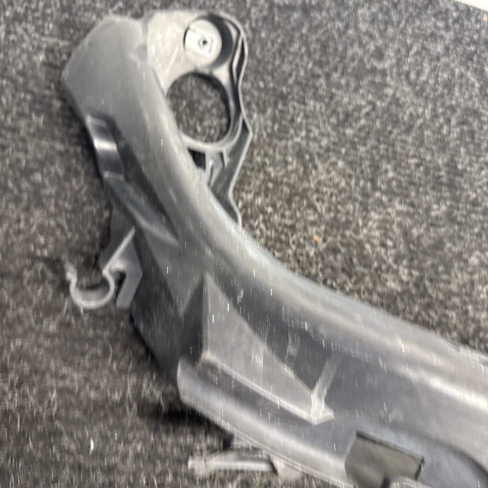 ☑️ 07-10 OEM BMW E92 E93 335 Right Passenger Headlight Bracket Carrier Mount