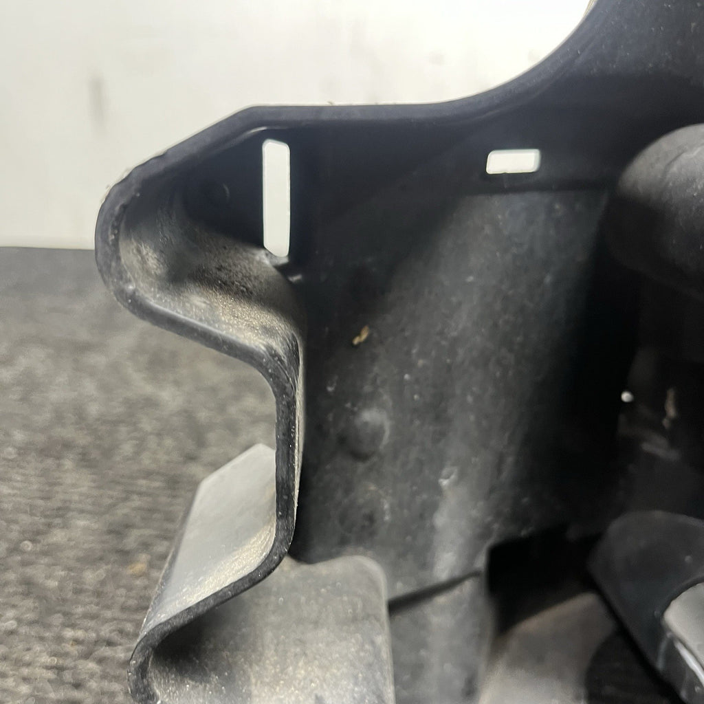 ☑️ REAR RIGHT INNER BUMPER MOUNT SUPPORT BRACKET OEM 2014-2018 BMW X5 F15