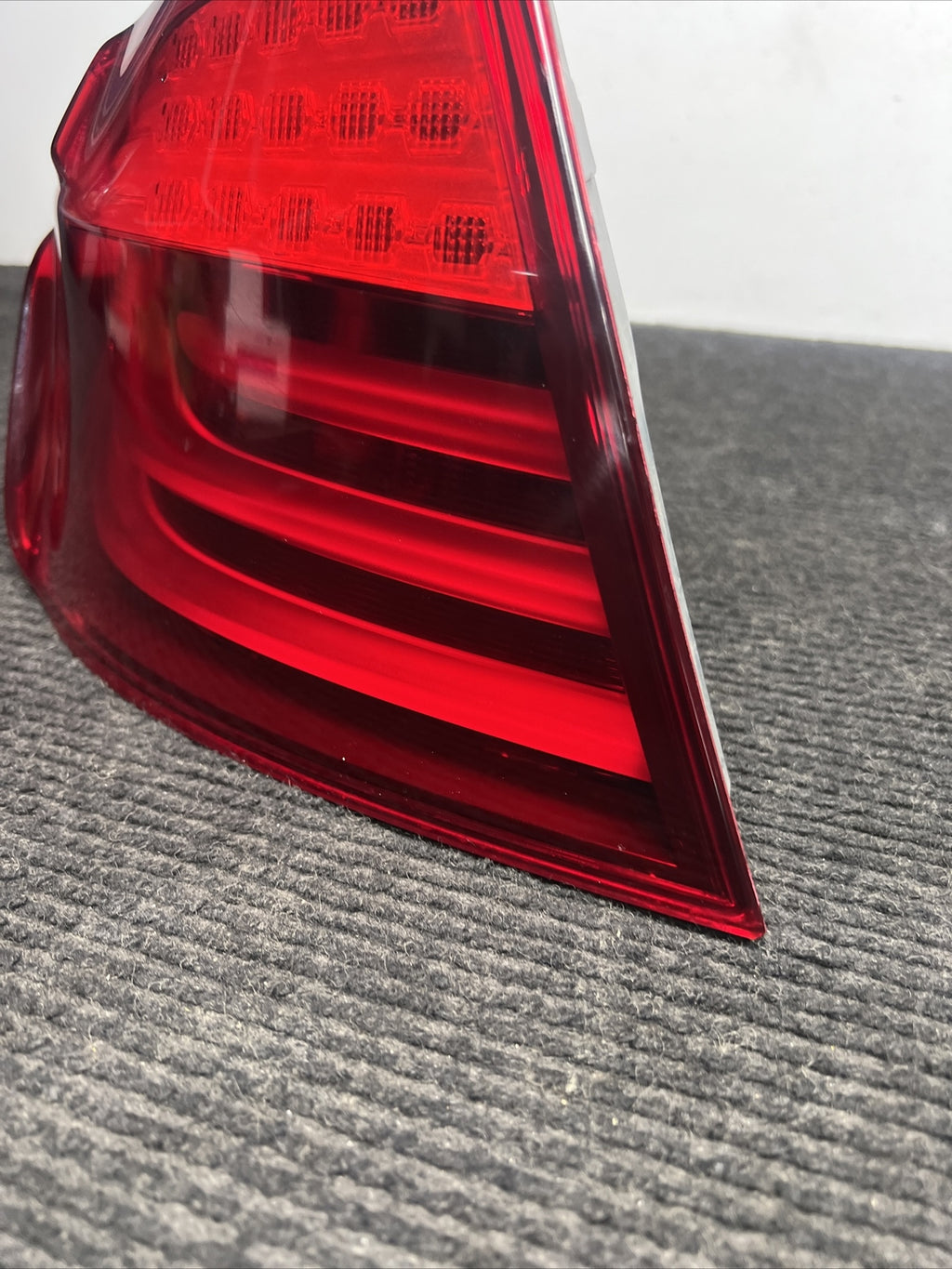 ☑️ 11-13 OEM BMW F10 528 535 550 M5 AH5 Rear Left Driver Side Outer Tail Light