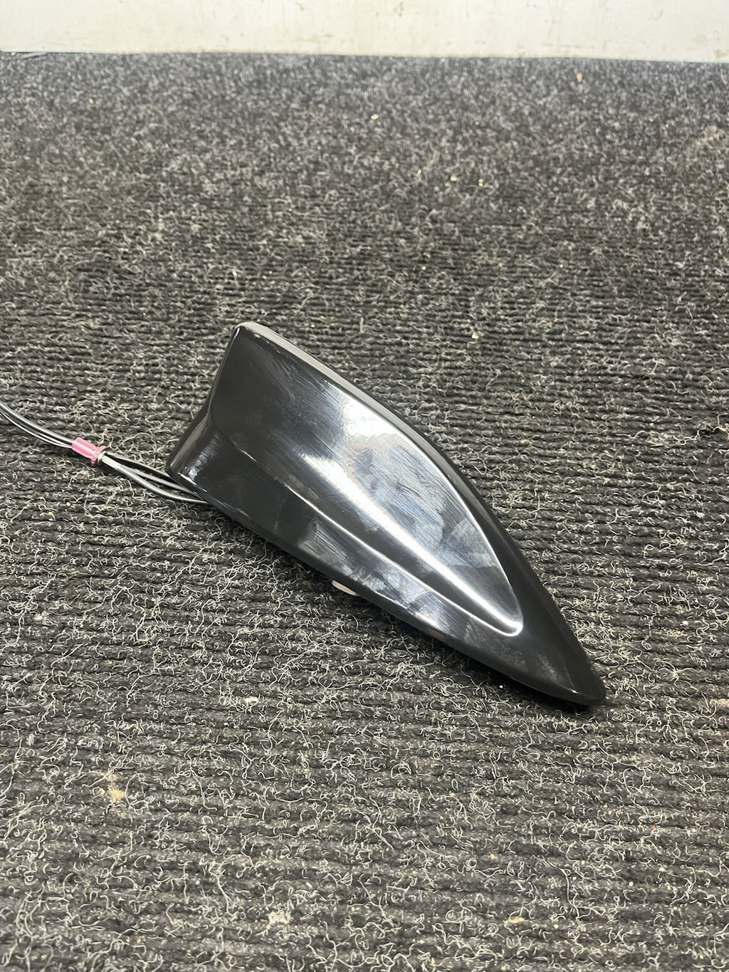 ☑️ 2015-2019 SUBARU WRX SHARK FIN ANTENNA CONTROL MODULE BLACK TRICOAT OEM