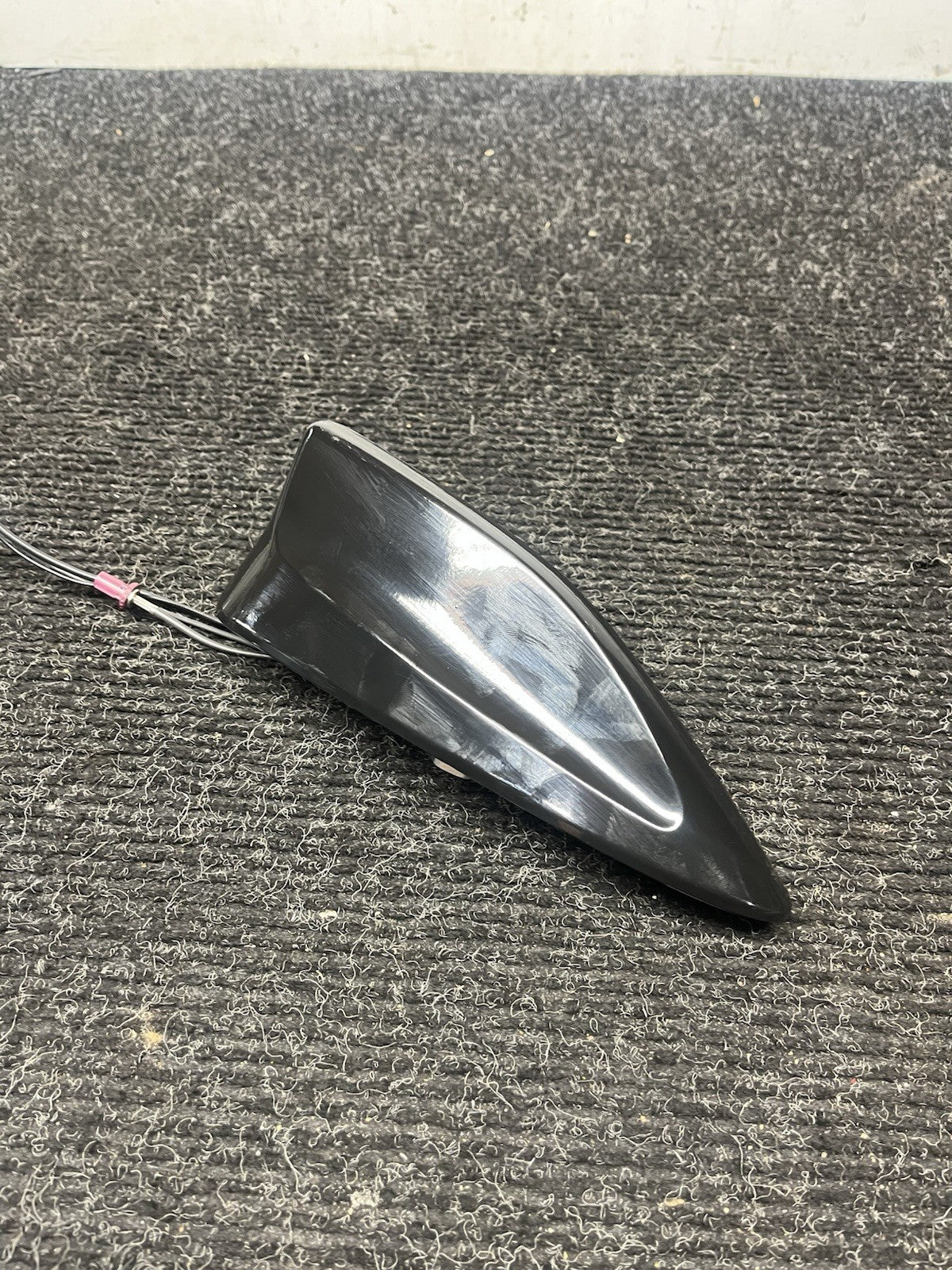 ☑️ 2015-2019 SUBARU WRX SHARK FIN ANTENNA CONTROL MODULE BLACK TRICOAT OEM
