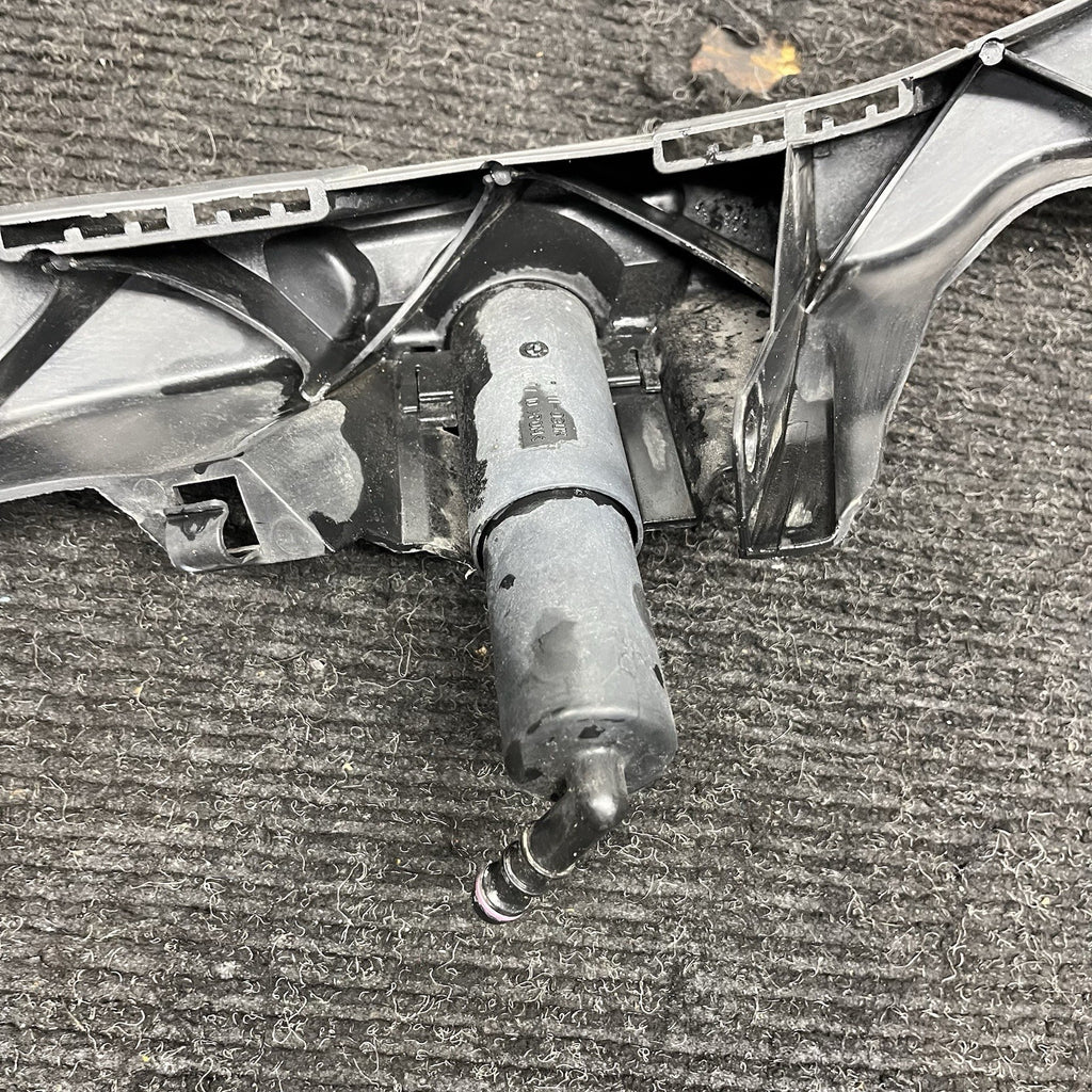 ☑️ 07-10 OEM BMW E92 E93 328 335 Left Driver Headlight Bracket Carrier Mount