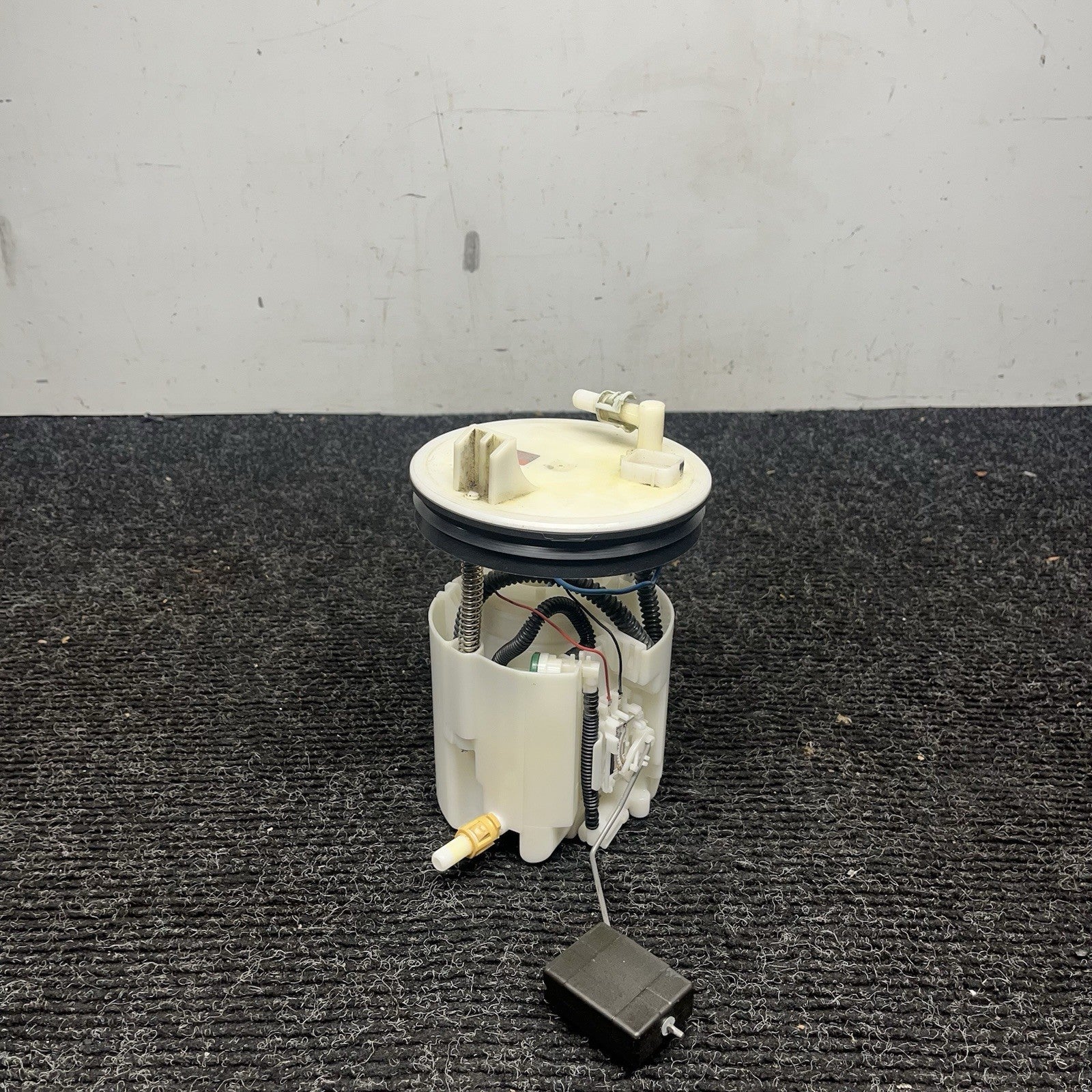 Fuel Pump Assembly Tank Mounted Fits 13-20 BR-Z OEM