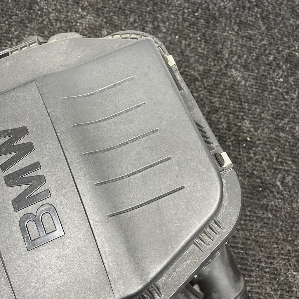 ☑️ 07-13 OEM BMW E82 E88 E90 E92 E93 335 N54 AirBox Air Box Filter Housing
