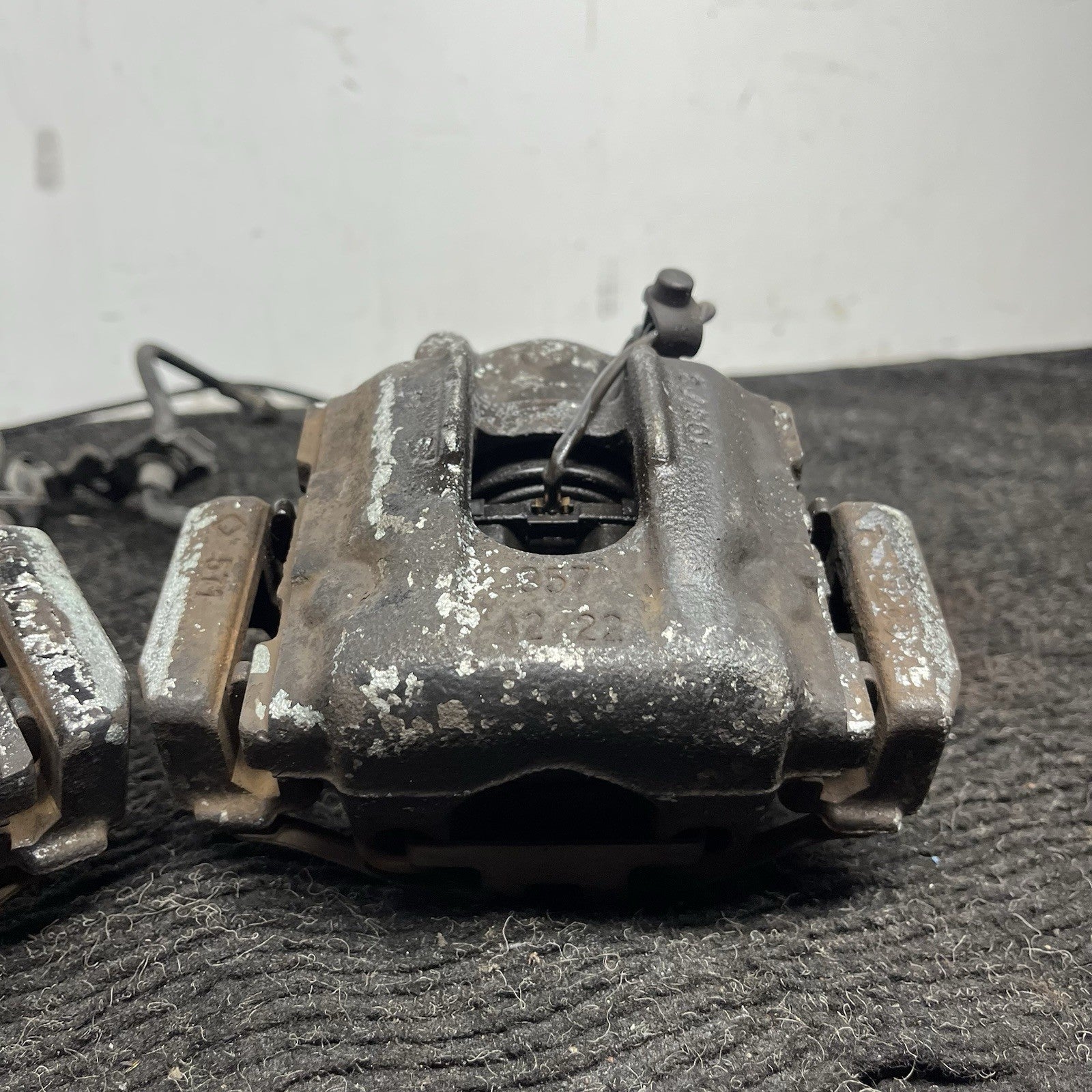 ☑️ 01-06 BMW E46 330i 330ci RWD SET OF 2 REAR LEFT & RIGHT BRAKE CALIPER OEM