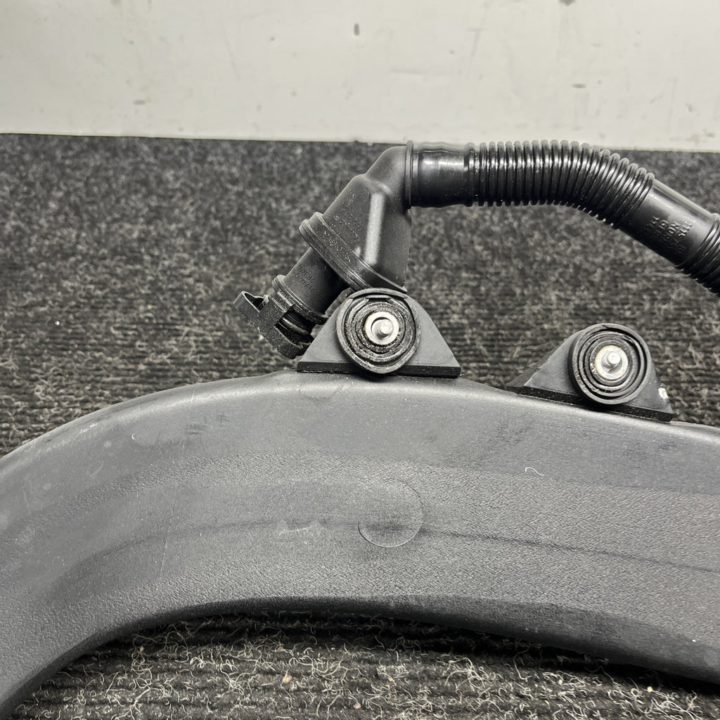 ☑️ 07-13 BMW 335i ENGINE TURBO INTAKE CHARGE INDUCTION PIPE TUBE OEM 7600028