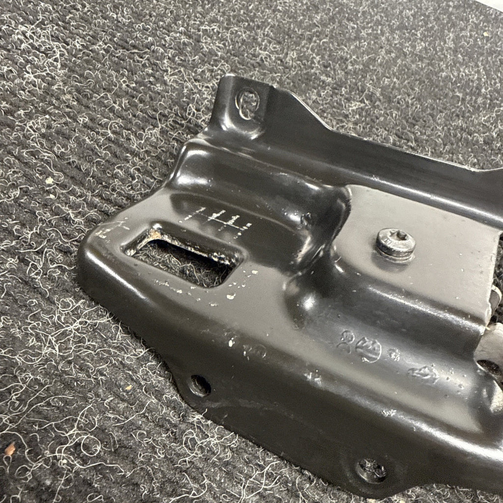 ☑️ 08-13 BMW E82 E88 135i 128i Hood Latch Release 1859512007