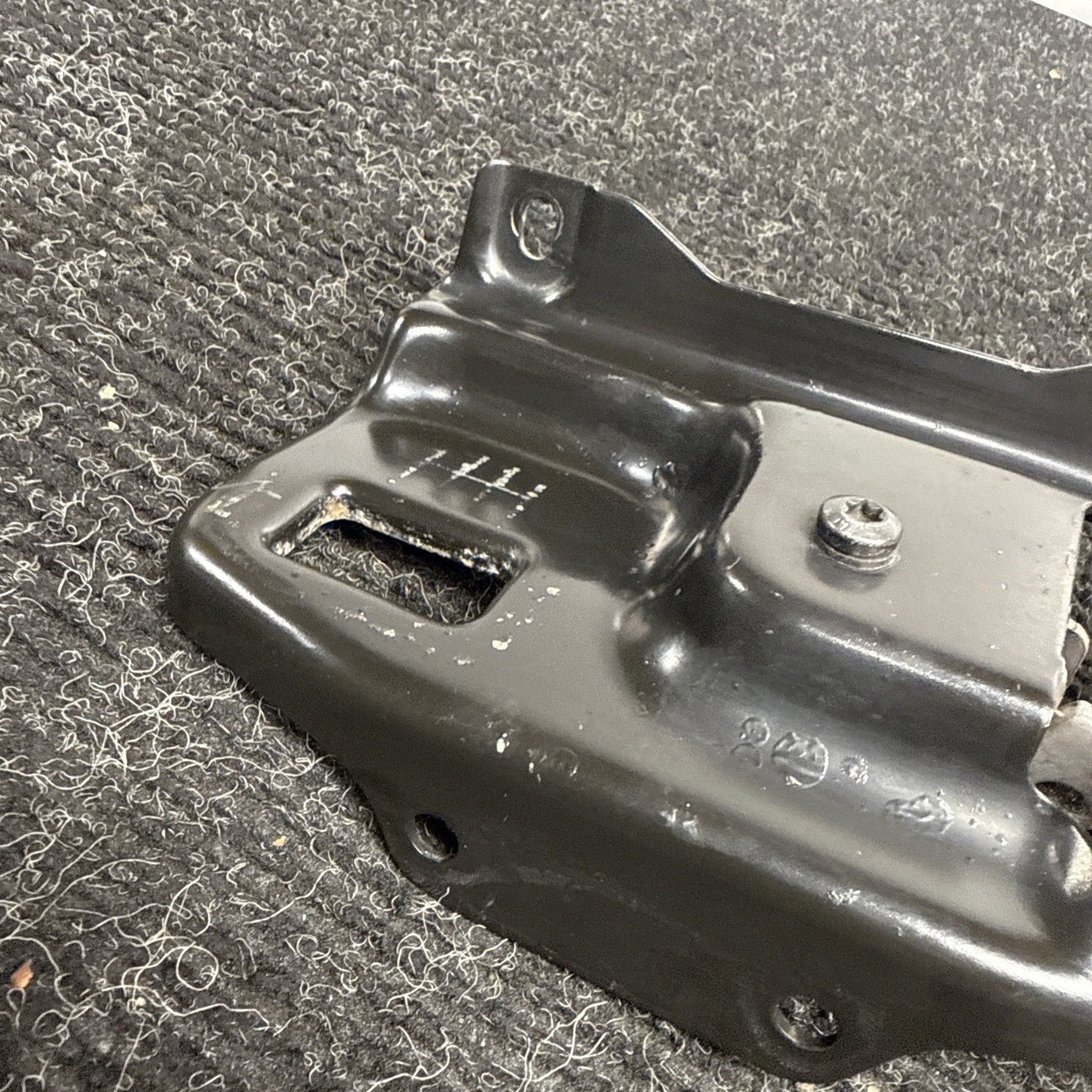 ☑️ 08-13 BMW E82 E88 135i 128i Hood Latch Release 1859512007