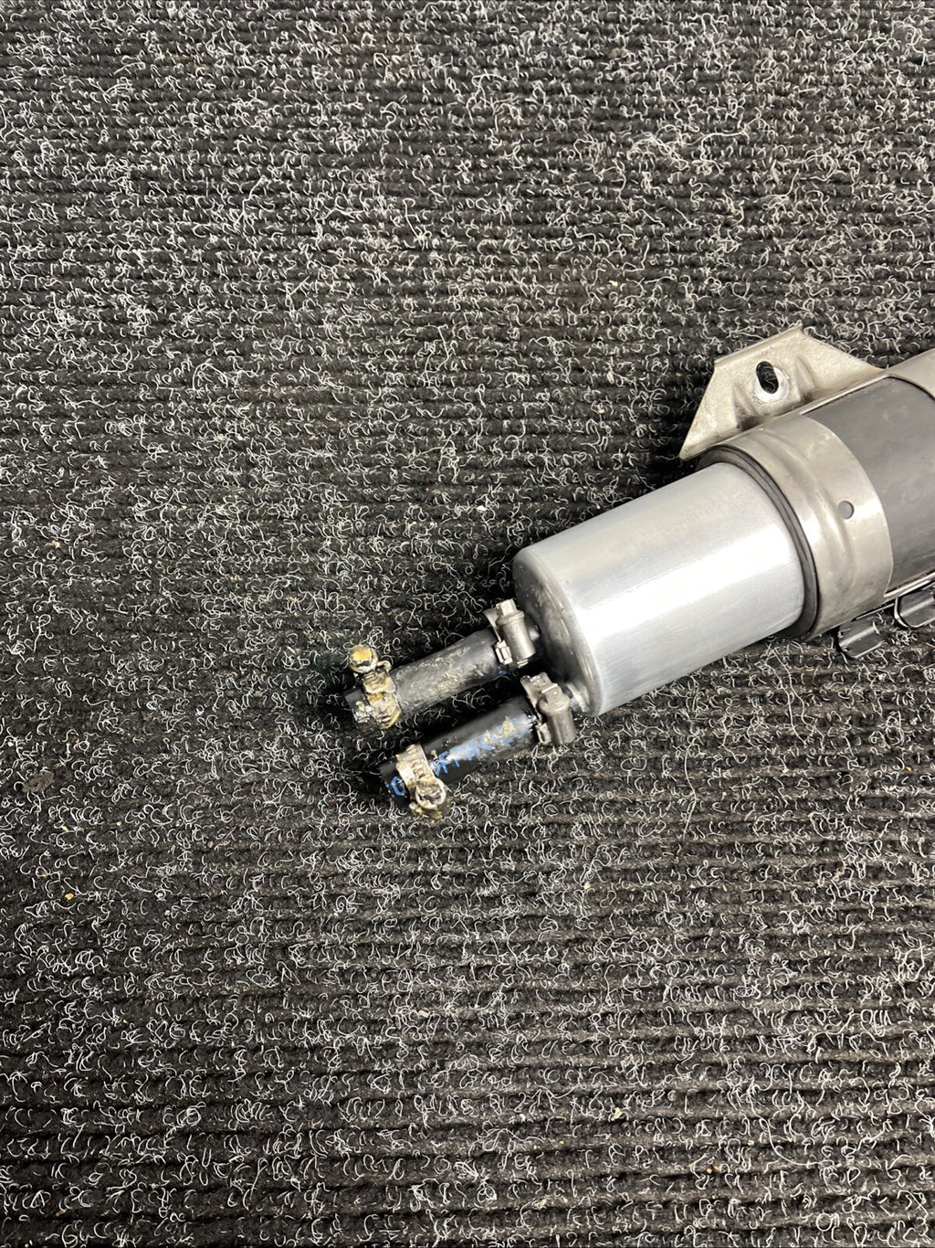 ☑️ 99-06 Bmw E46 3 Series Z3 Fuel Filter Pressure Regulator Drive Canister Oem