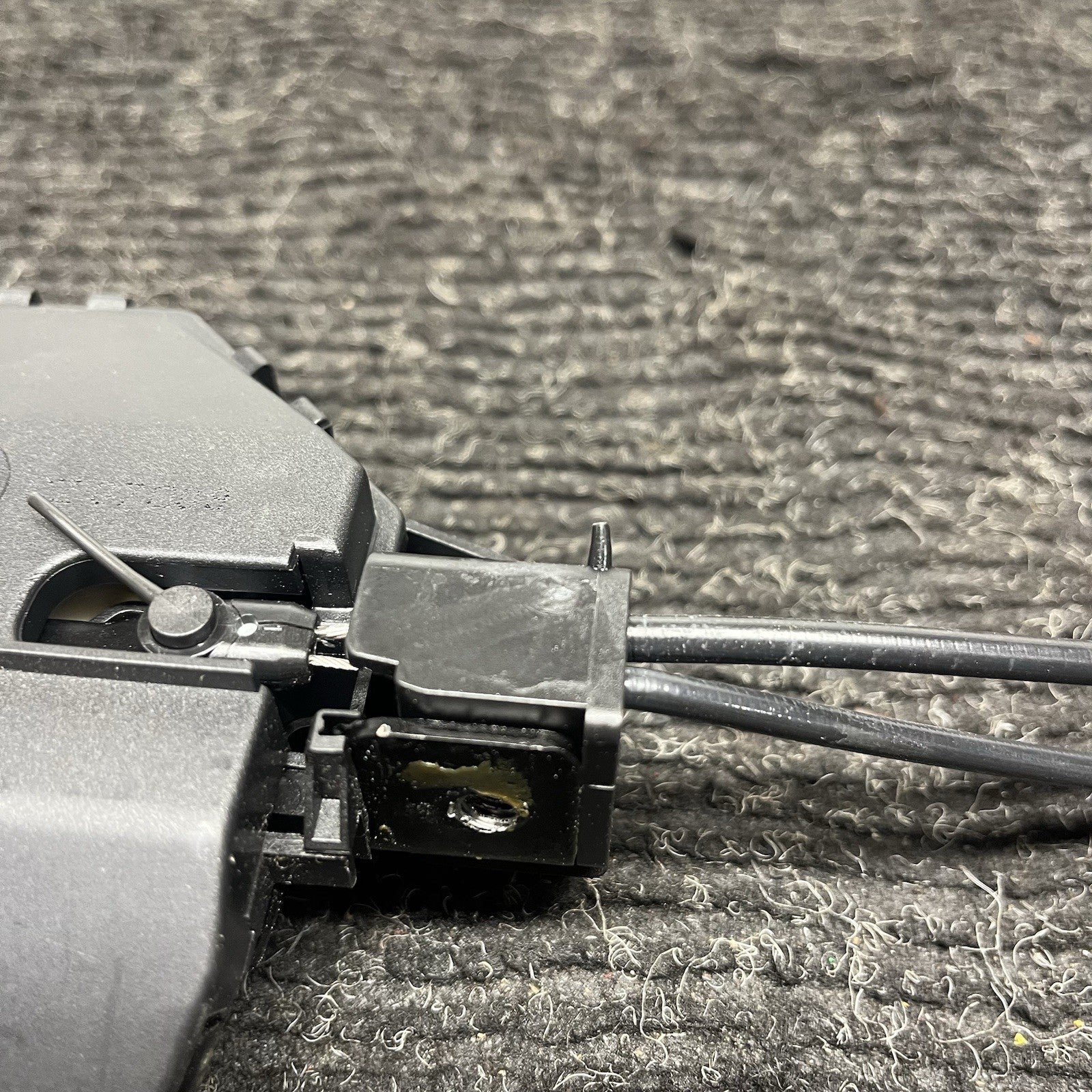 ☑️06-13 BMW M3 335i 330i E90 E92 E93 E60 TRUNK LID LOCK MICRO SWITCH 7840617 OEM