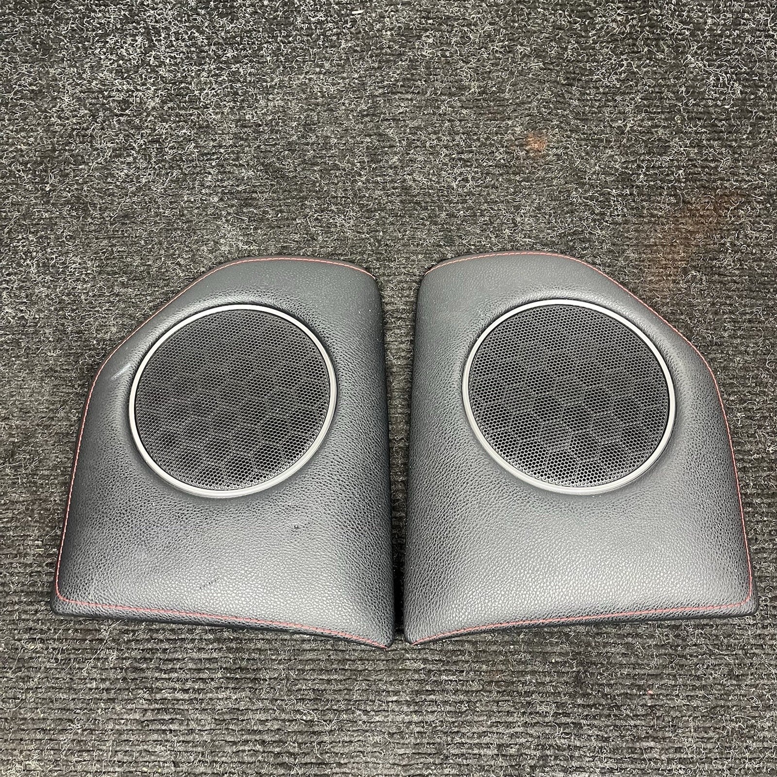 ☑️17-20 GT86 SUBARU BRZ FRONT INTERIOR DOOR PANEL LOWER LEATHER COVER PAIR