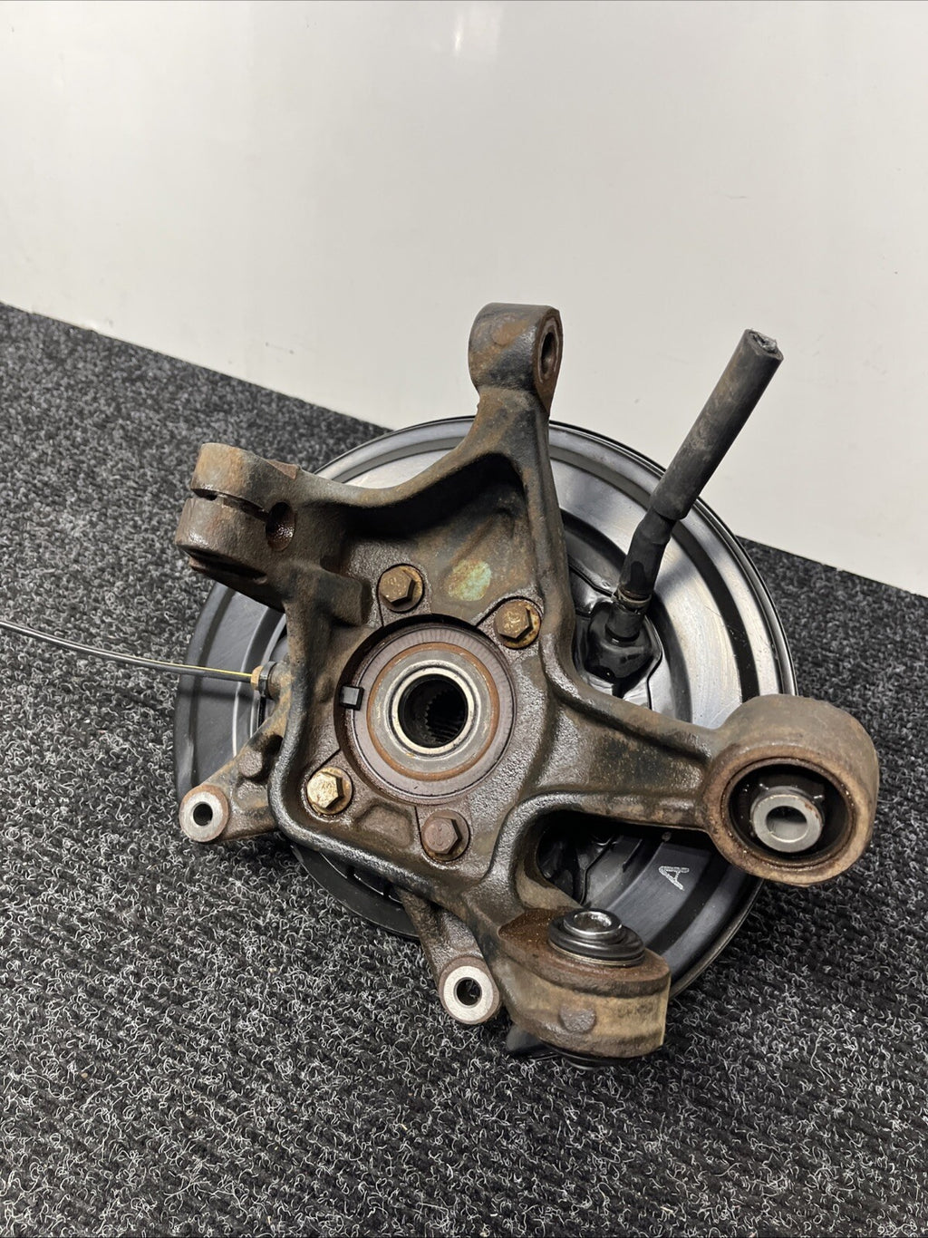 ☑️ 2022-2023 TOYOTA GR86 REAR LEFT DRIVERS SPINDLE KNUCKLE HUB ASSY OEM