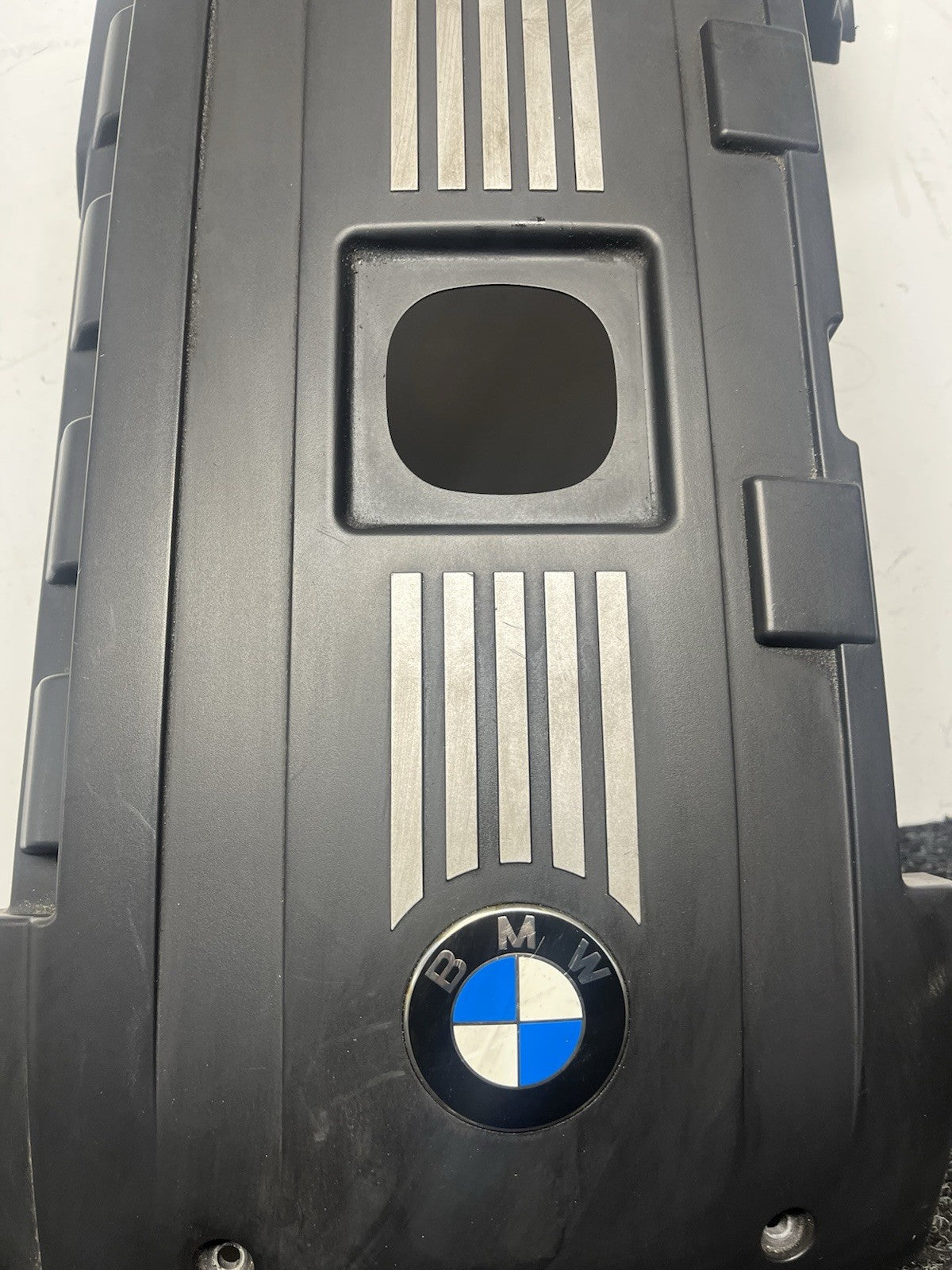 ☑️ OEM BMW E88 E90 E92 E93 Engine Cover N54 Head Cylinder Ignition Coil Covering